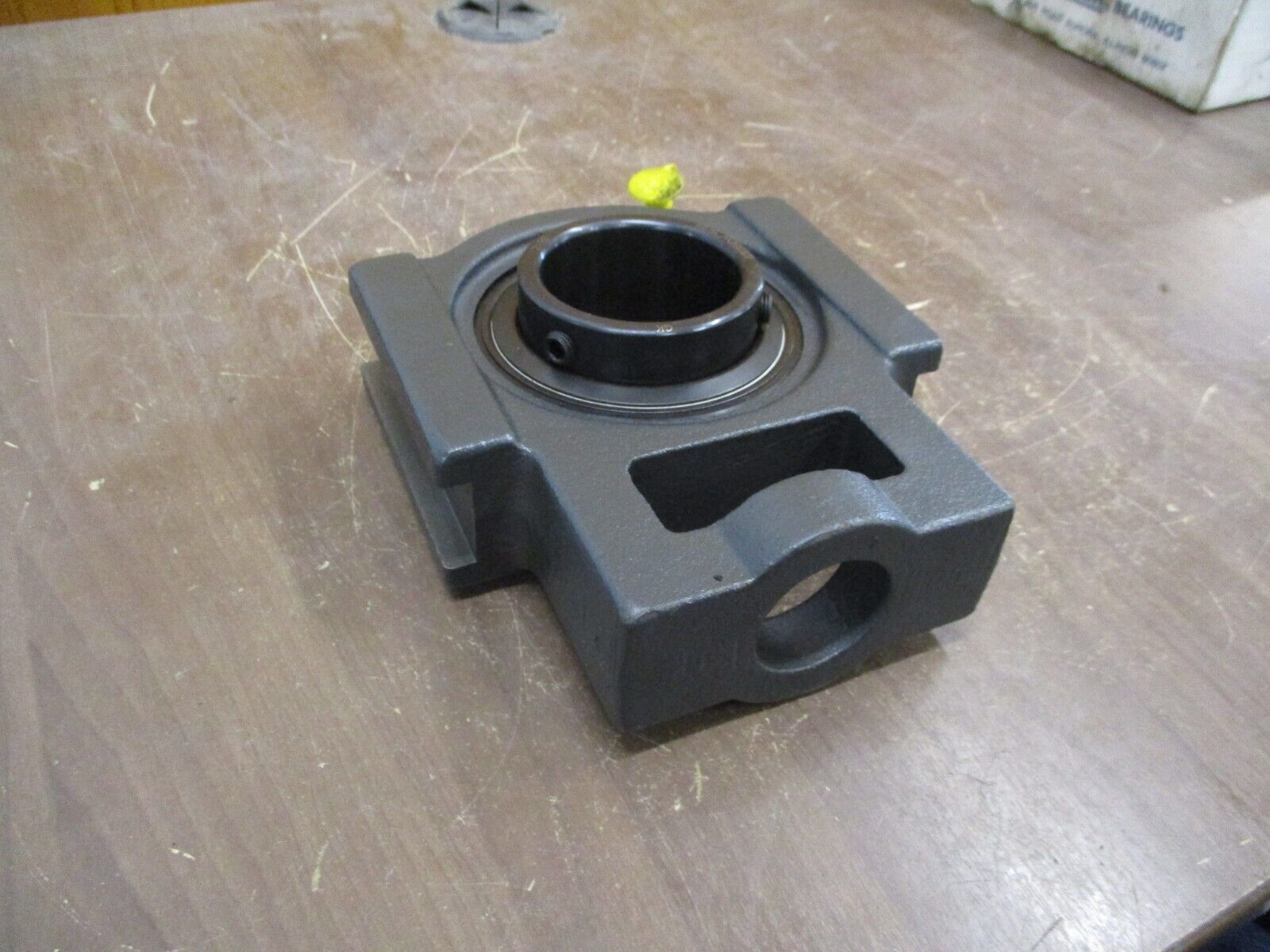 SealMaster Gold Line Take-Up Bearing ST 35 2 3/16" New Surplus