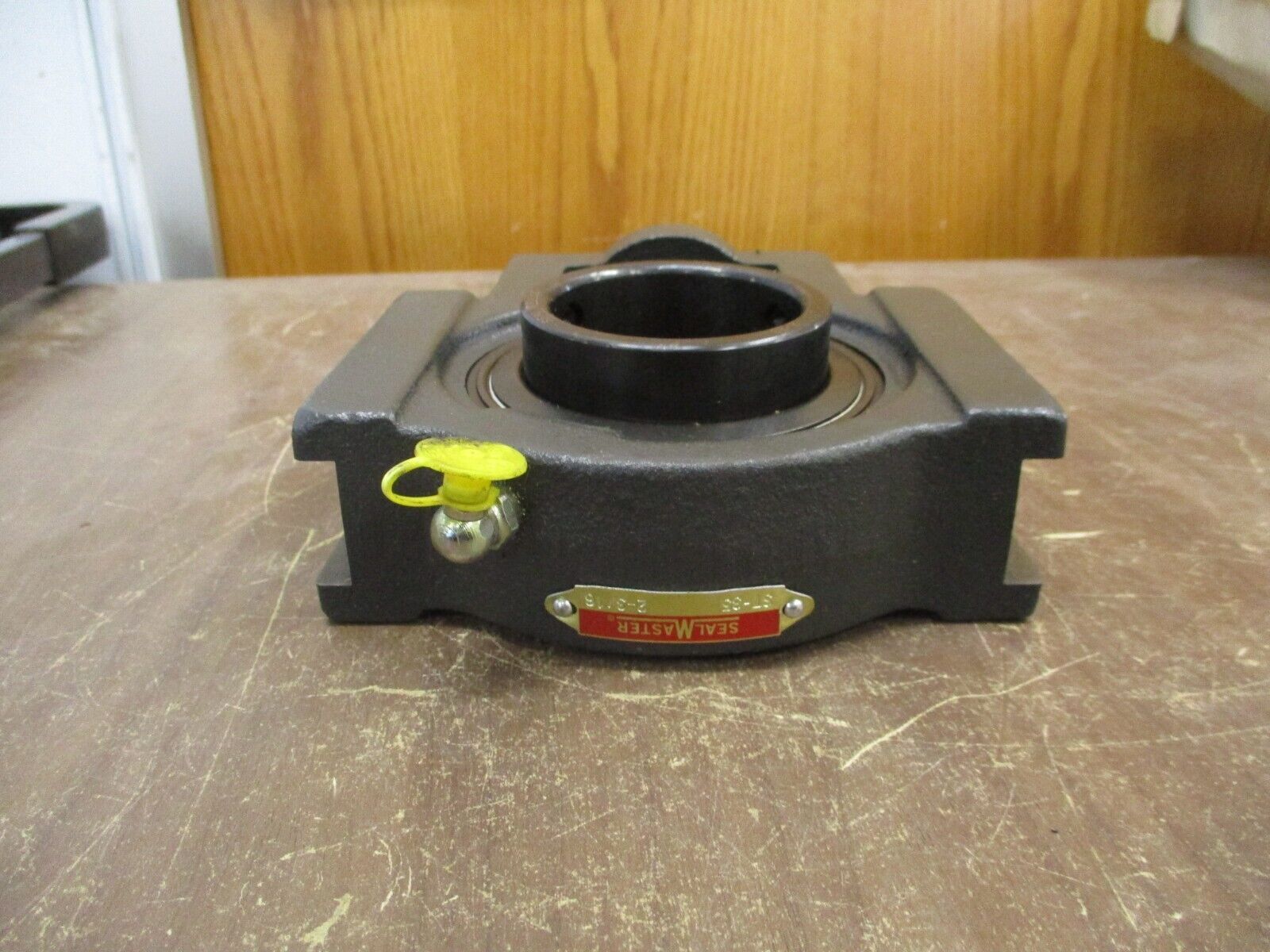 SealMaster Gold Line Take-Up Bearing ST 35 2 3/16" New Surplus