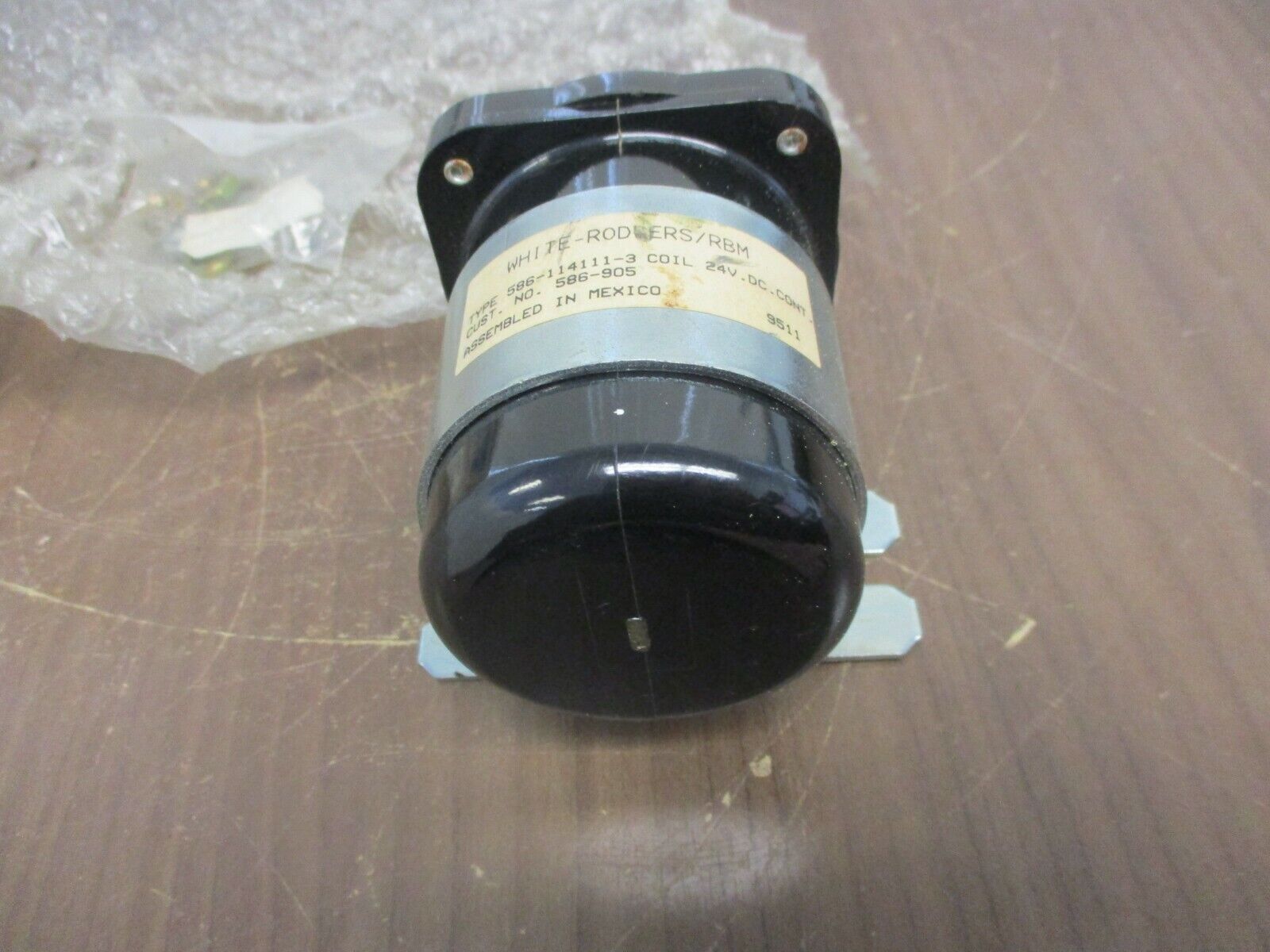 Stancor Power Solenoid 586-905 24VDC Coil 200A New Surplus