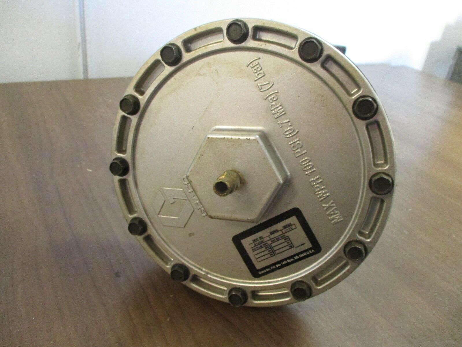 Graco Diaphragm Regulator Valve 915587 100PSI Used