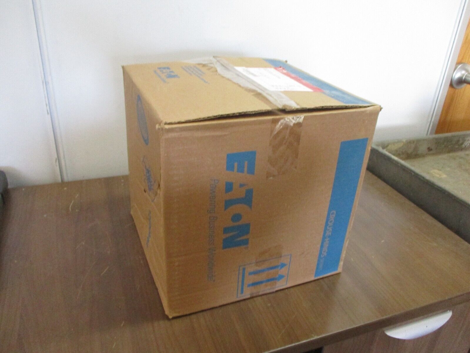 Eaton CHAMP Series Explosion Proof Luminaire Fitting VMVL-3-2A-R3-UNV1-S890 LED