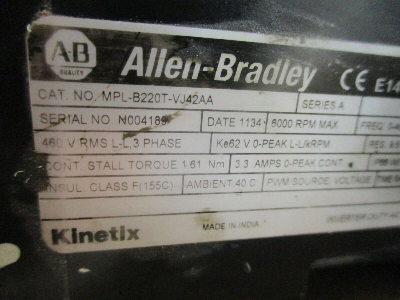 Allen-Bradley Kinetix AC Servo Motor MPL-B220T-VJ42AA 0.62KW Ser. A Used