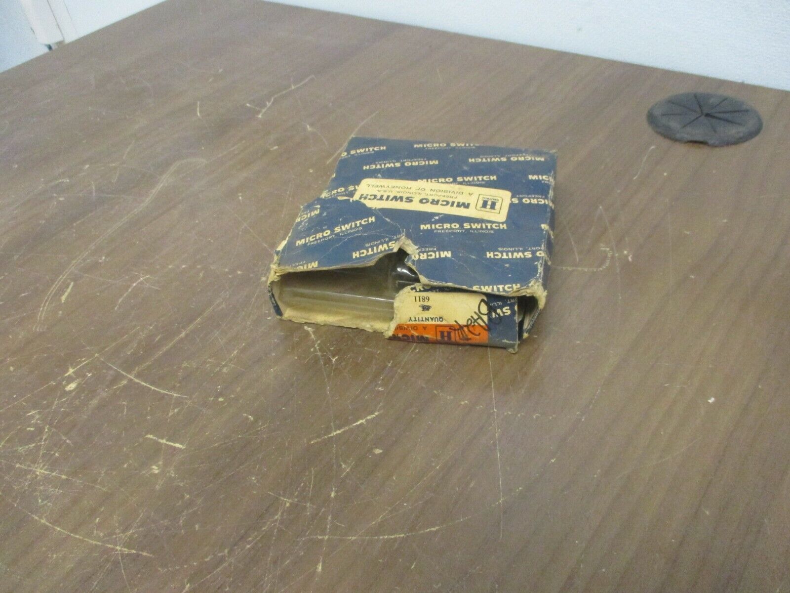 Honeywell Micro Switch Snap Switch BA-2R New Surplus *Box of 6*