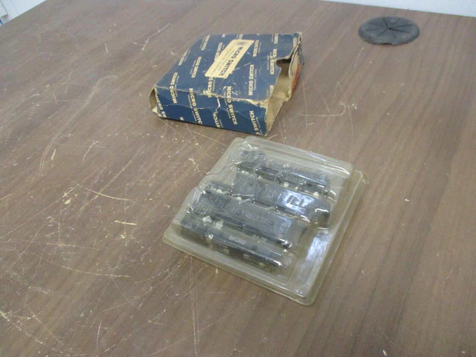 Honeywell Micro Switch Snap Switch BA-2R New Surplus *Box of 6*