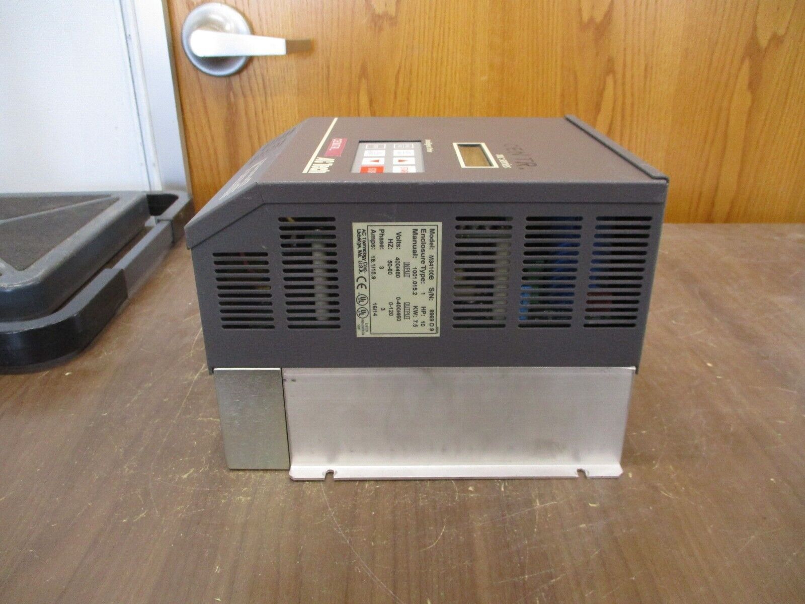 AC Tech MC Series Intelligent Drive M34100B 10HP 3Ph Used