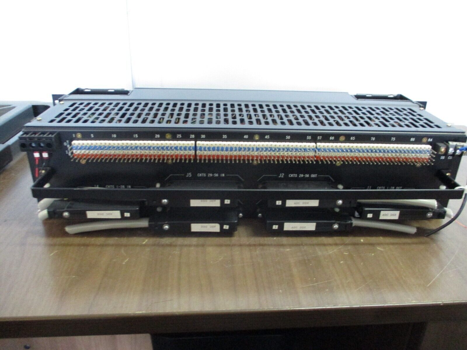 ADC DSX-1 Cross Connect D1M-1A0024 42/56VDC 2A Used