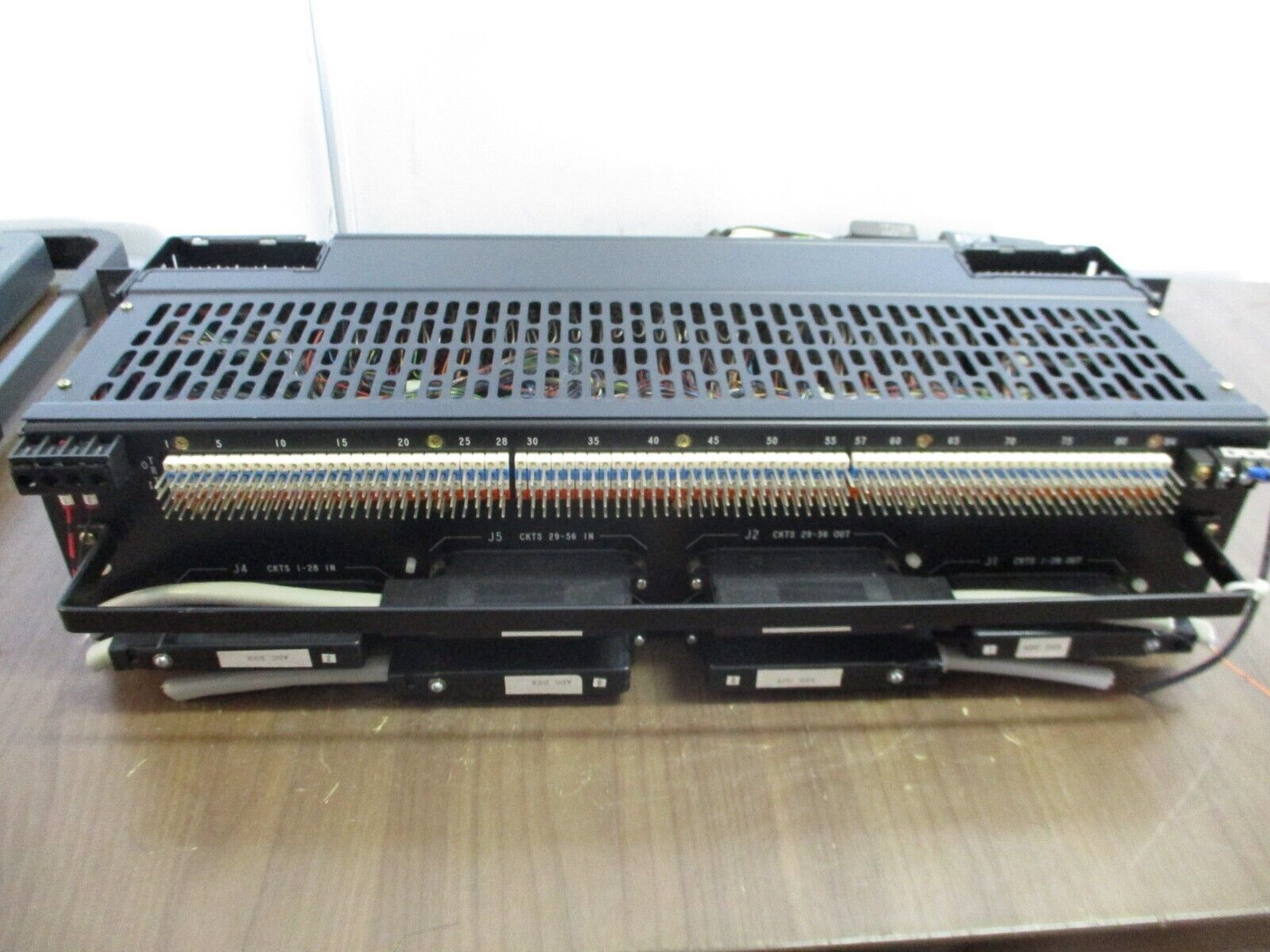 ADC DSX-1 Cross Connect D1M-1A0024 42/56VDC 2A Used