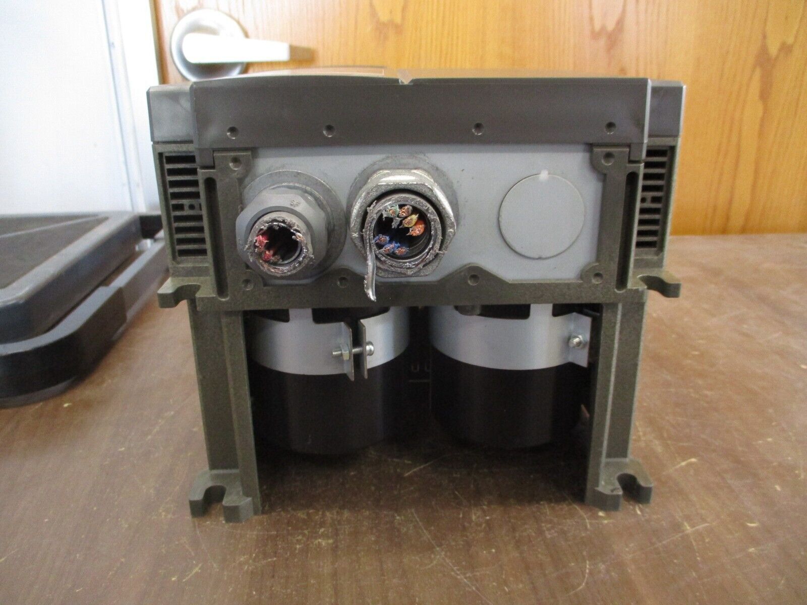 Fuji Electric Frenic 5000P11 AC Drive FRN010P11S-4UX 10HP 3Ph w/ Keypad Used