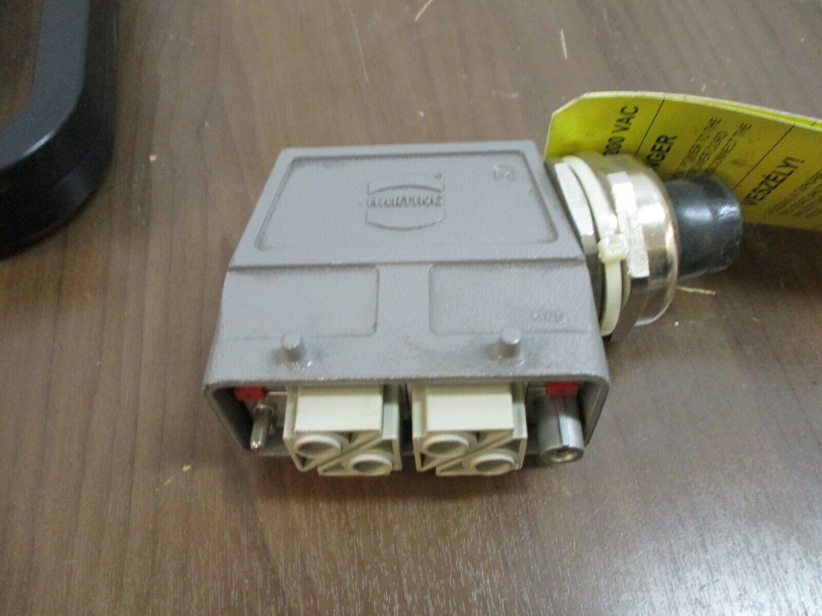 Harting 11S Connector PC-GF20 4-Pin Used