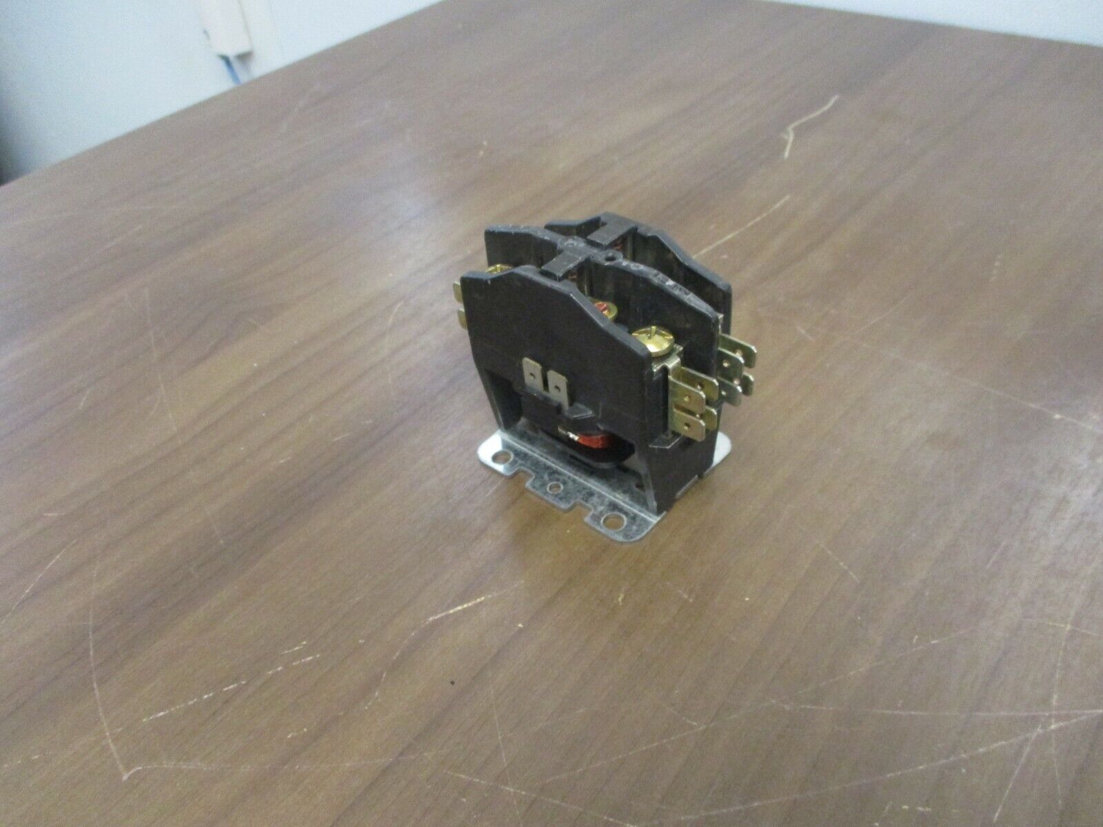 Furnas E-011A Contactor 45CG20AJB669R 24V Coil 20A 600V Used