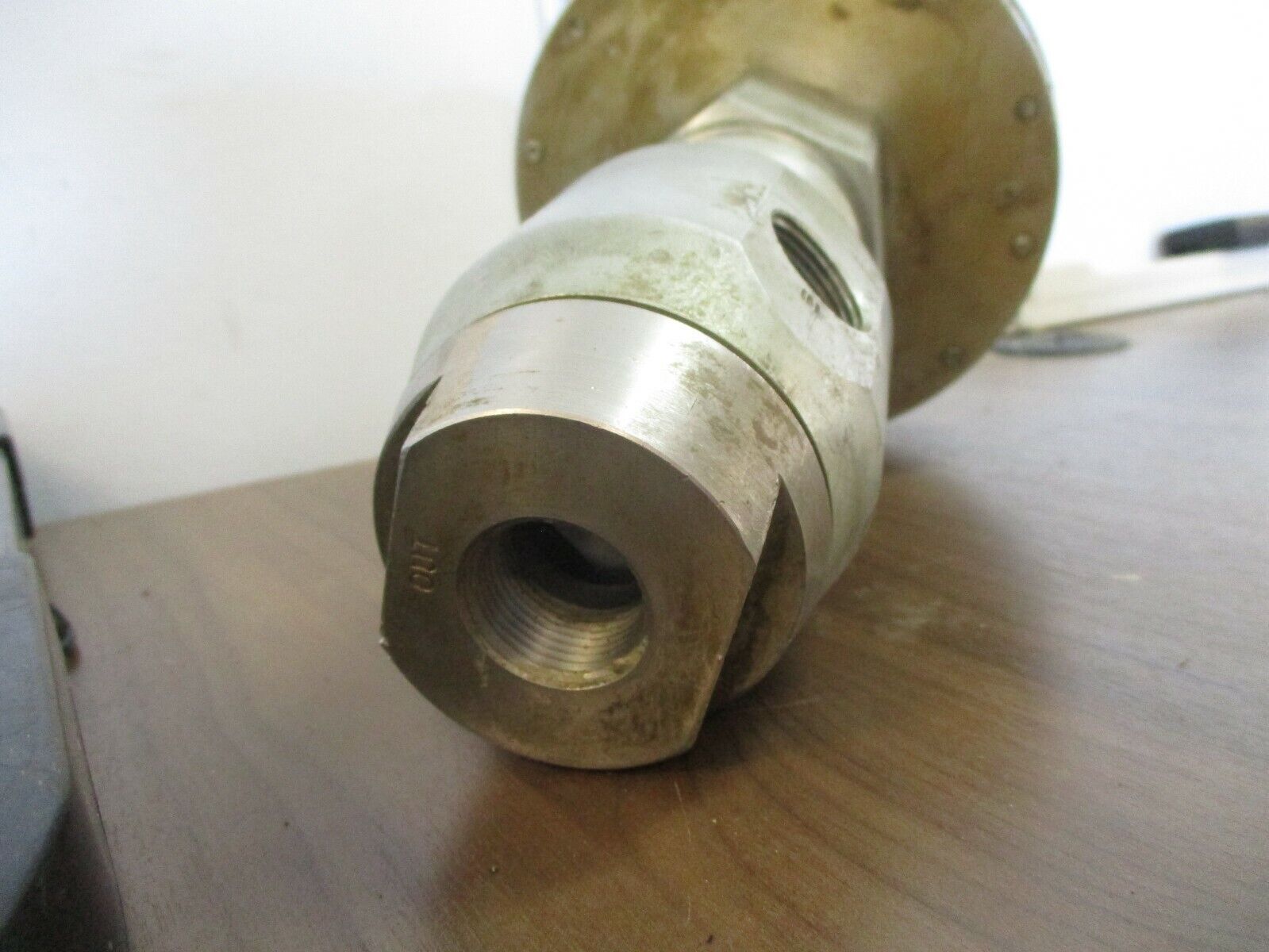 Graco Diaphragm Regulator Valve 015587 Used