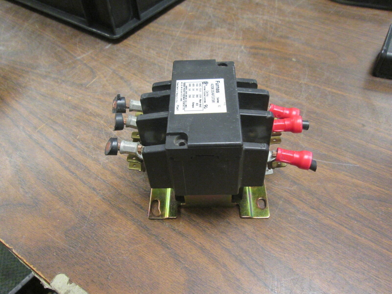 Furnas Contactor 42DE35AF373R 120V Coil 63A Used