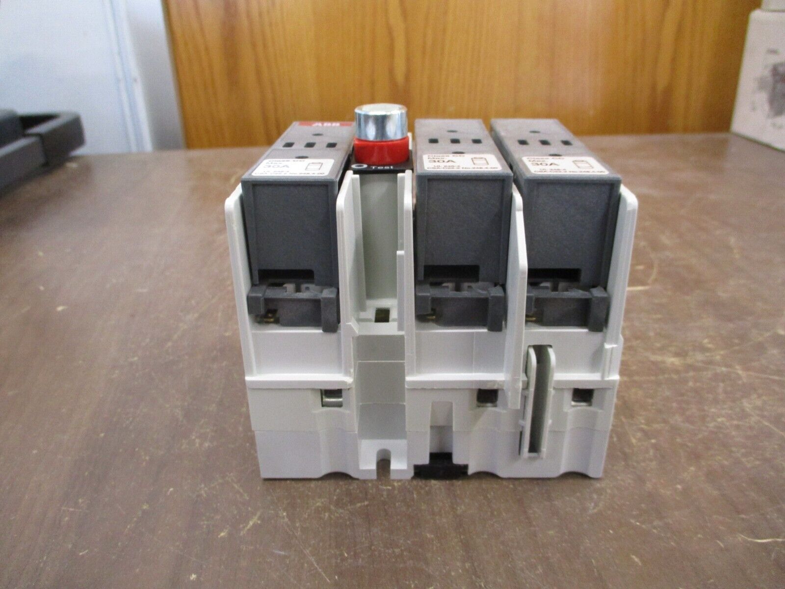 ABB Fusible Disconnect Switch OS30FACC12 30A 3P New Surplus