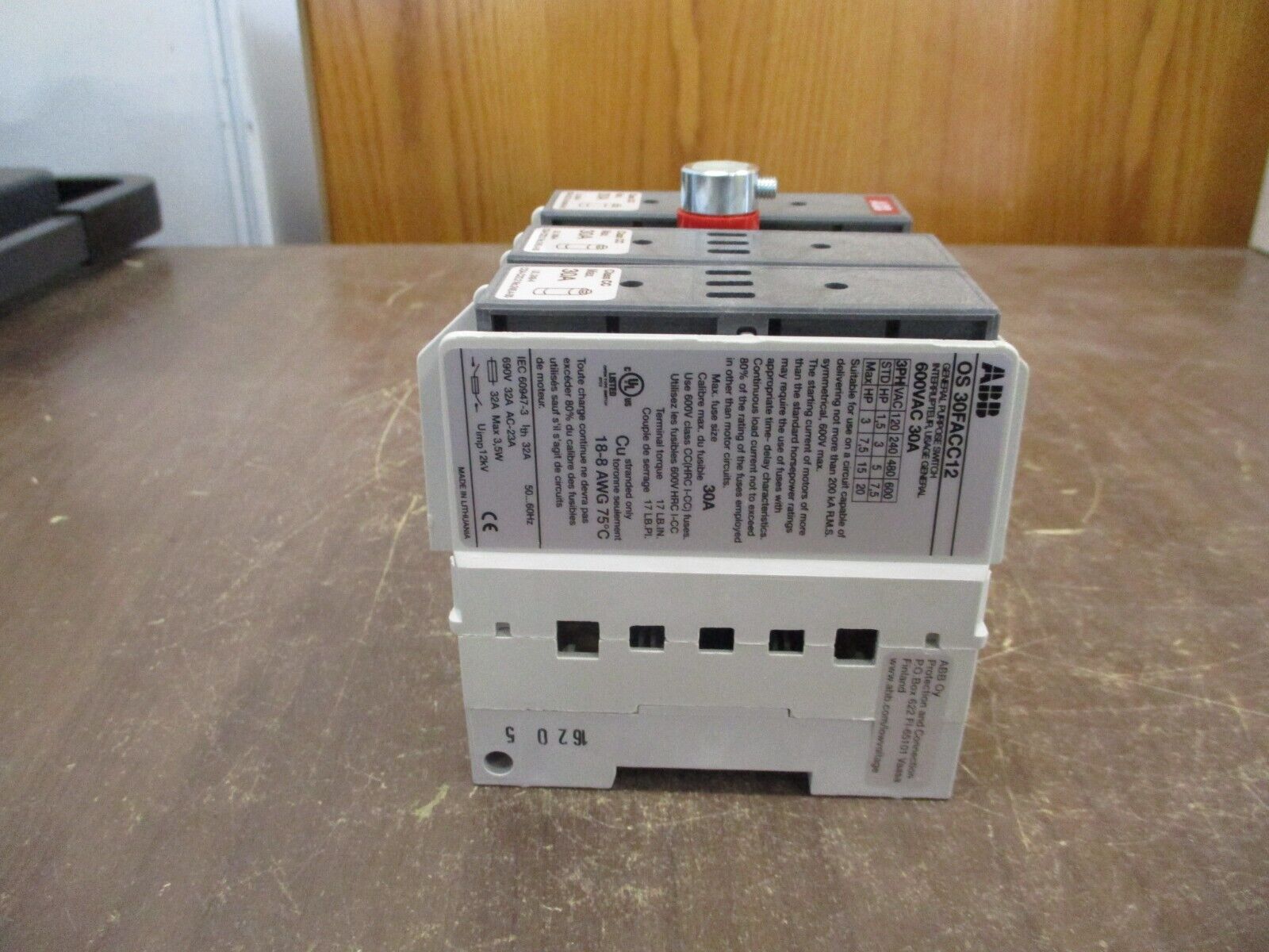 ABB Fusible Disconnect Switch OS30FACC12 30A 3P New Surplus