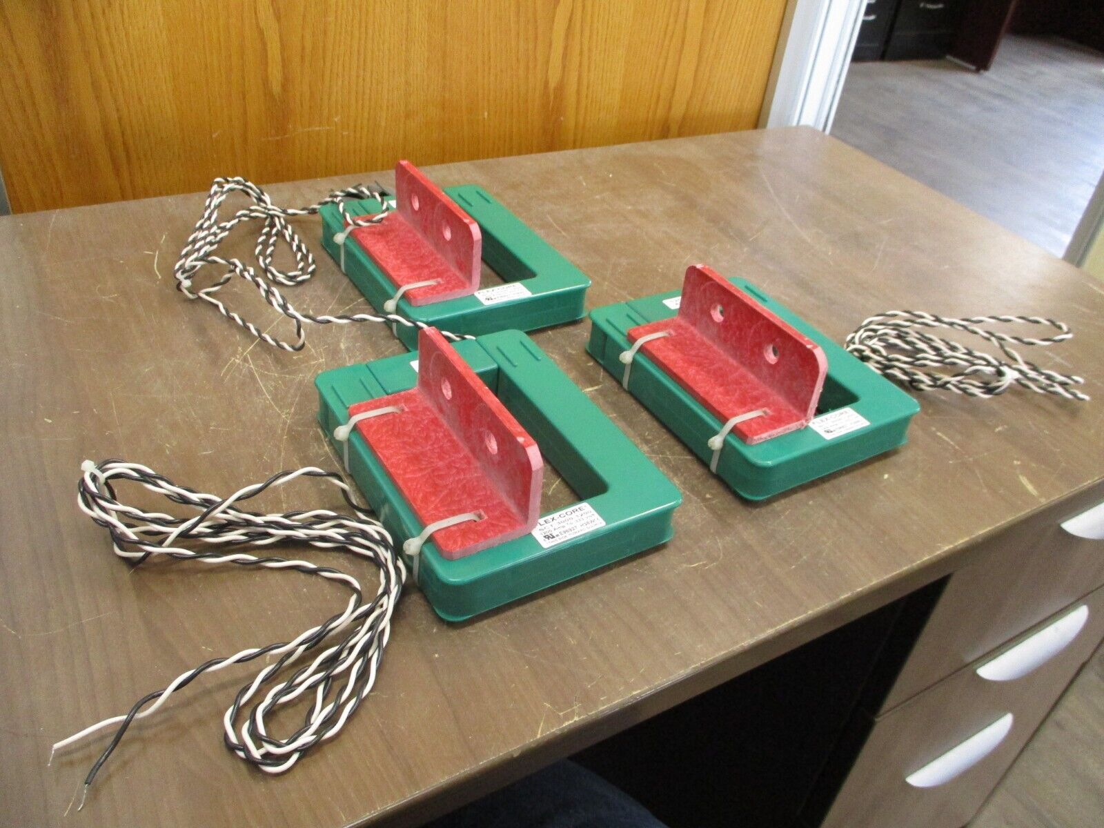 Flex-Core Current Sensor SCT-3000-1200 1200A to 0.333V *Box of 3* New Surplus