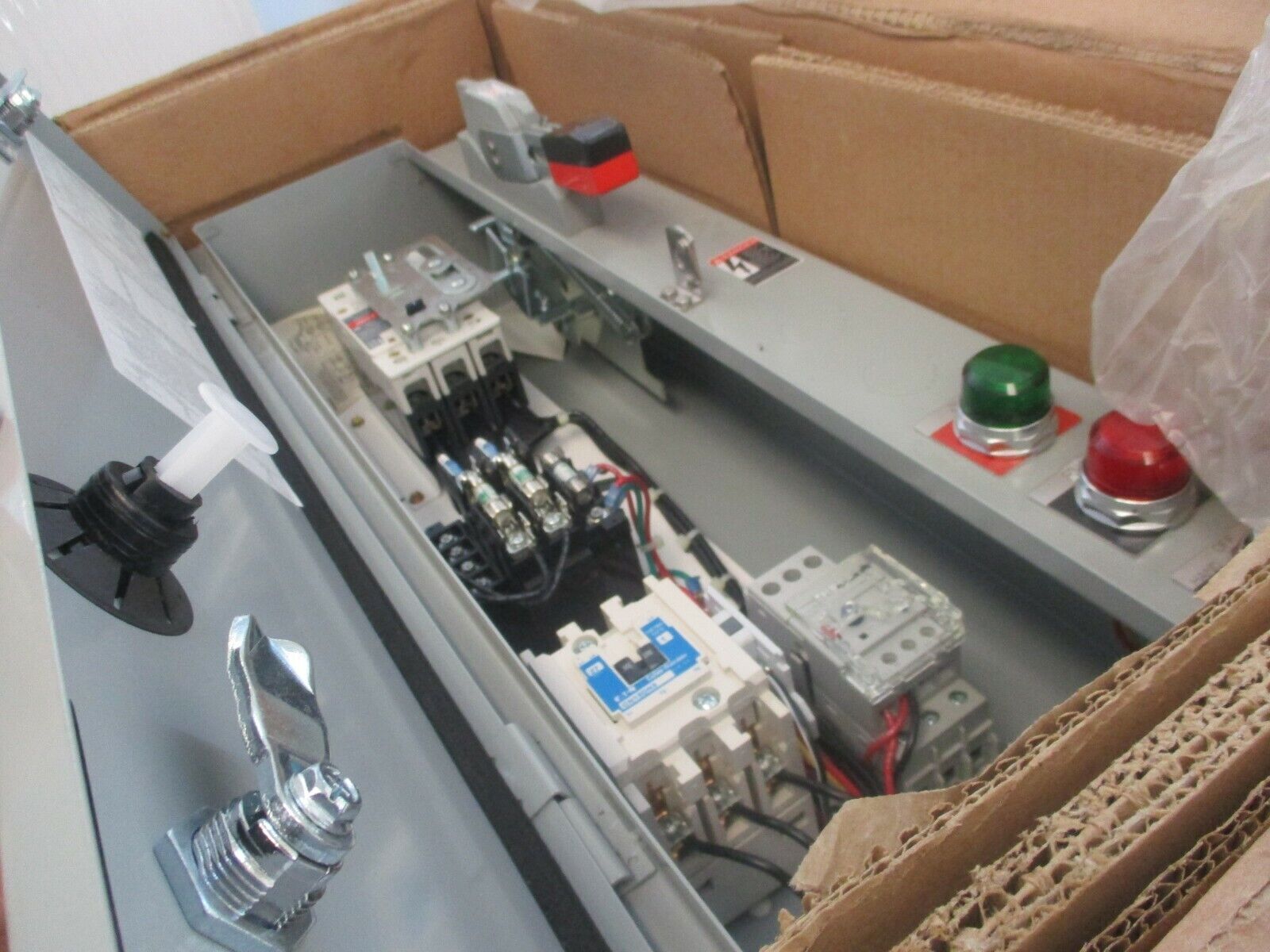 Eaton Size 1 Breaker Combination ECN2411EKC Ser. A1 New Surplus