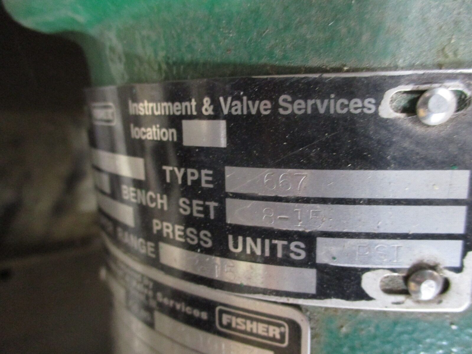 Fisher Diaphragm Control Valve w/ Positioner 667 / EZ Size 45 / 2" Used