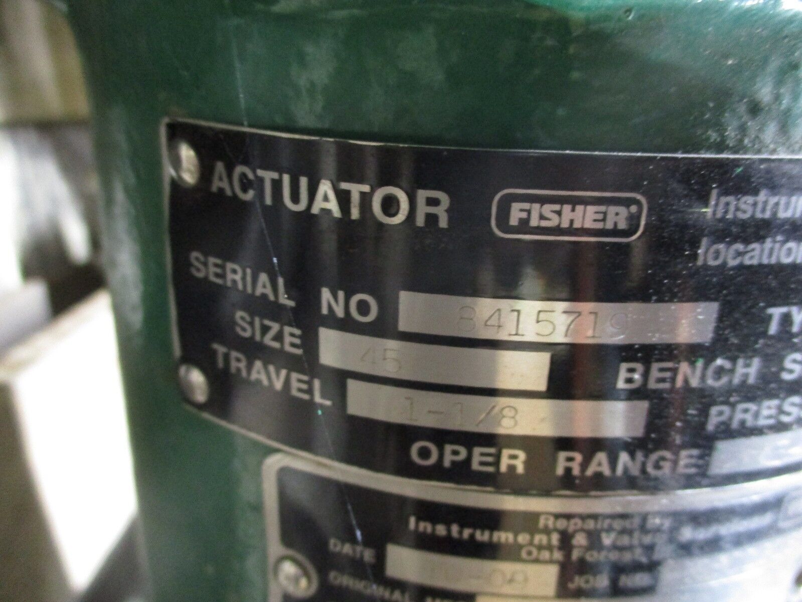 Fisher Diaphragm Control Valve w/ Positioner 667 / EZ Size 45 / 2" Used