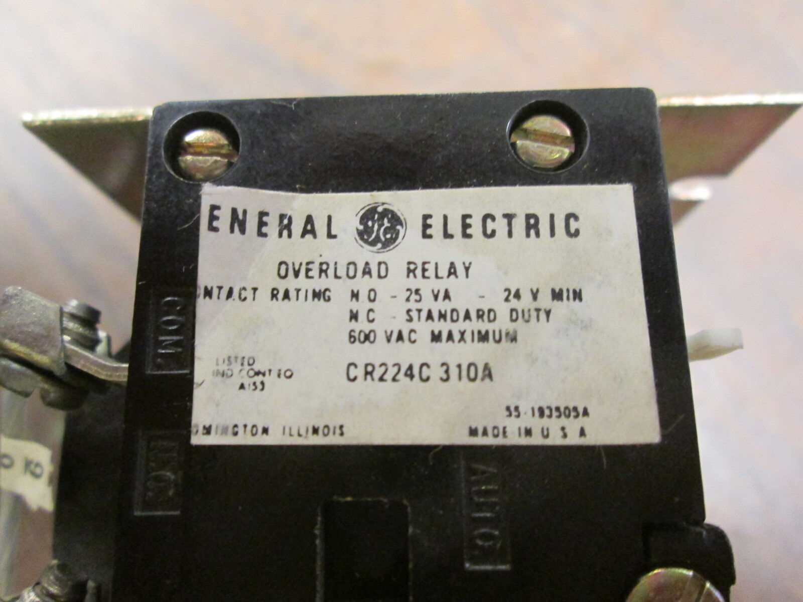 GE Overload Relay CR224C310A 600V 3P Used