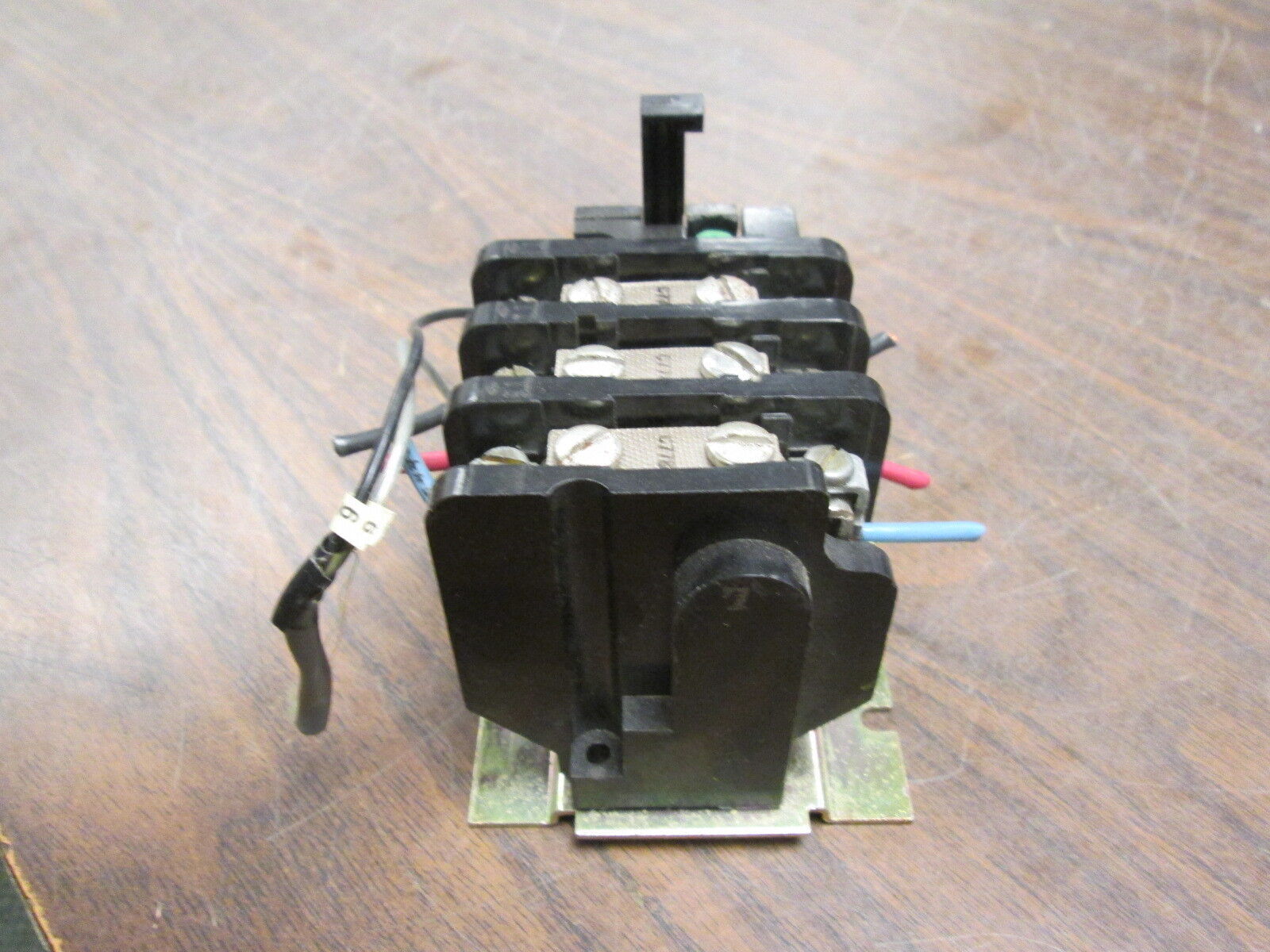 GE Overload Relay CR224C310A 600V 3P Used