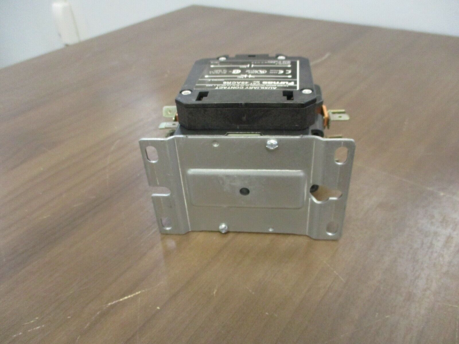 Furnas Contactor 42BF35AJASI 24V Coil 30A 600V w/ Aux Contact Used