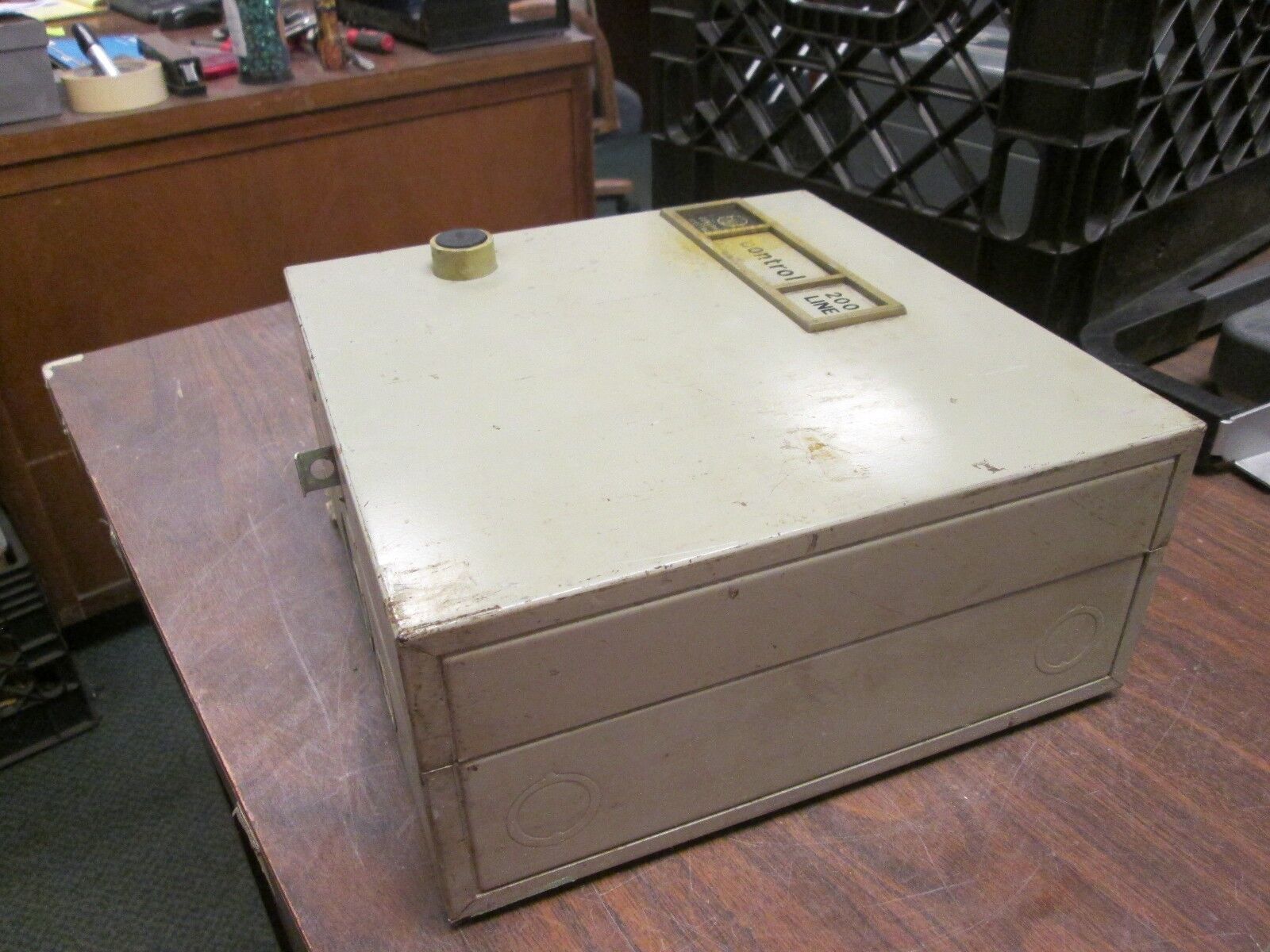 GE Enclosed Starter w/ CT CR206C100EAA 27A 600V Size 1 Used