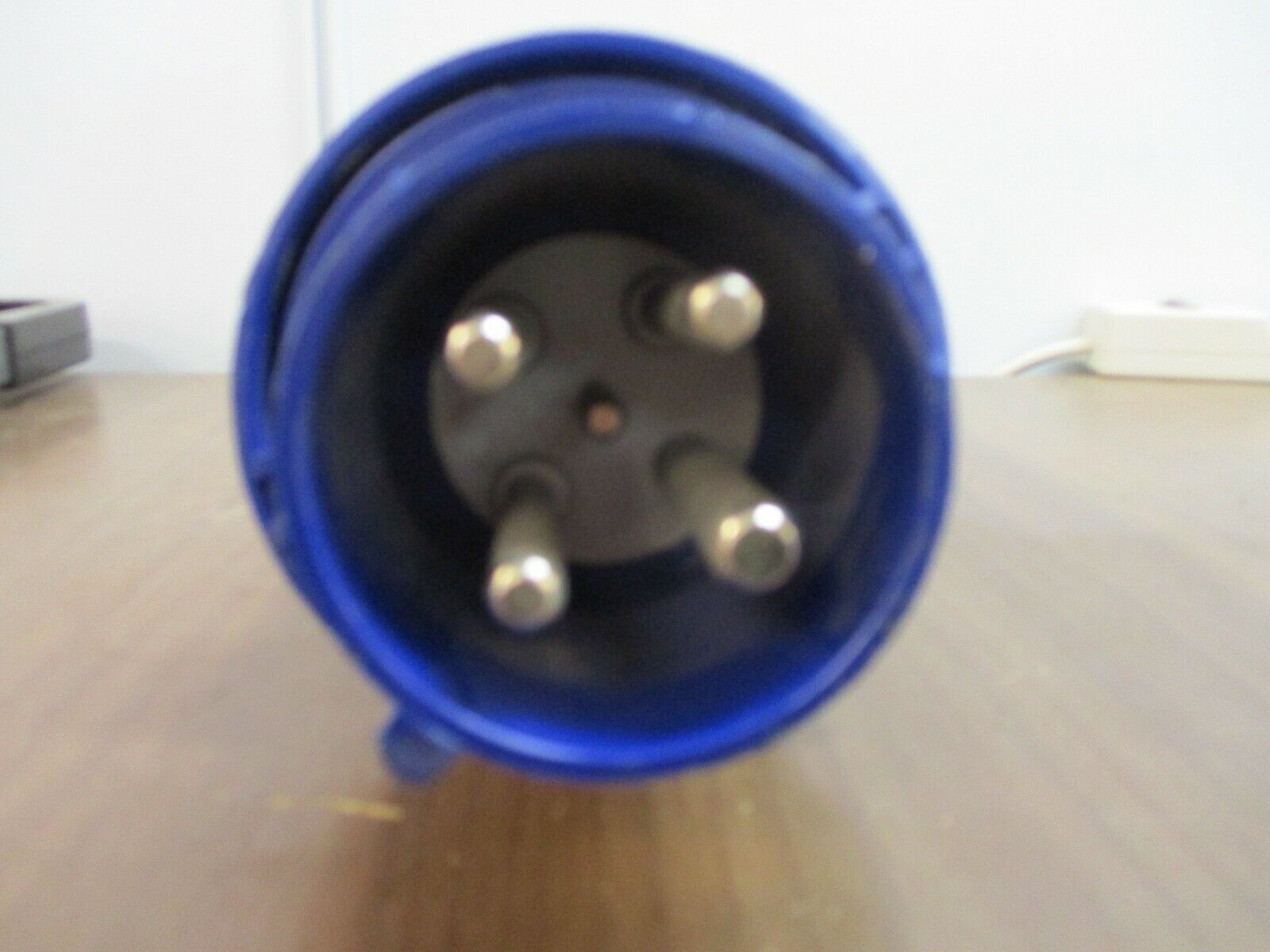 Scame Plug SCM460P9W 60A 250V 3Ph Used