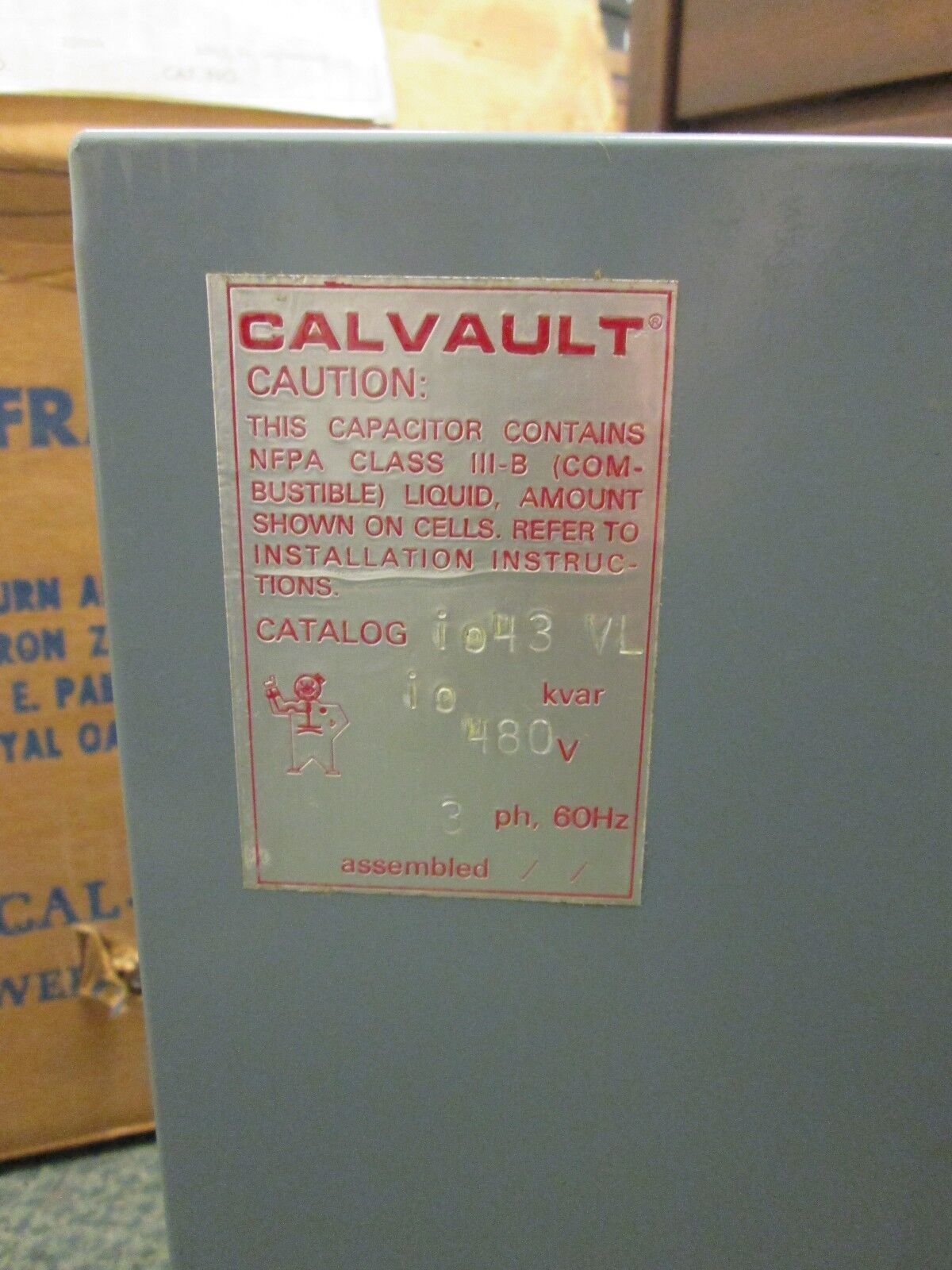 Calvault Calmount Capacitor 1043 VL 10KVAR 480V 3Ph New Surplus