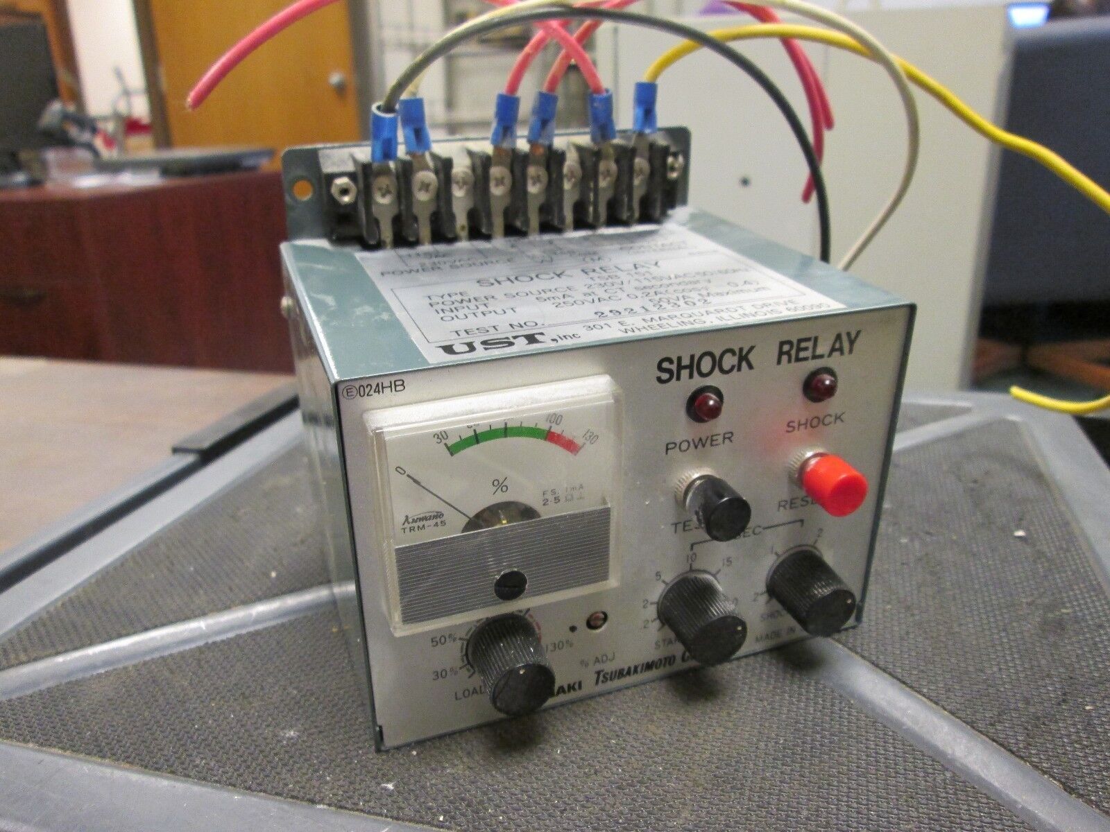 UST Shock Relay TSB151 Power 230/115V Input 5mA Outputs 250VAC .2A 50VA