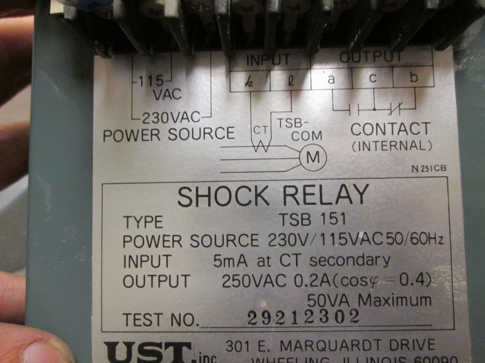 UST Shock Relay TSB151 Power 230/115V Input 5mA Outputs 250VAC .2A 50VA