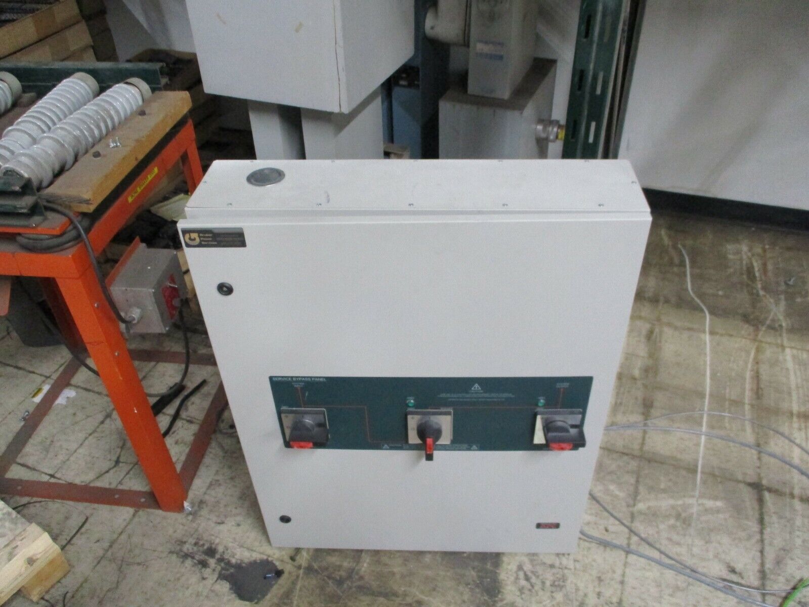 APC Type SBP-175A-SS Service Bypass Panel SBP60KGC1M1 60KW 480V Used