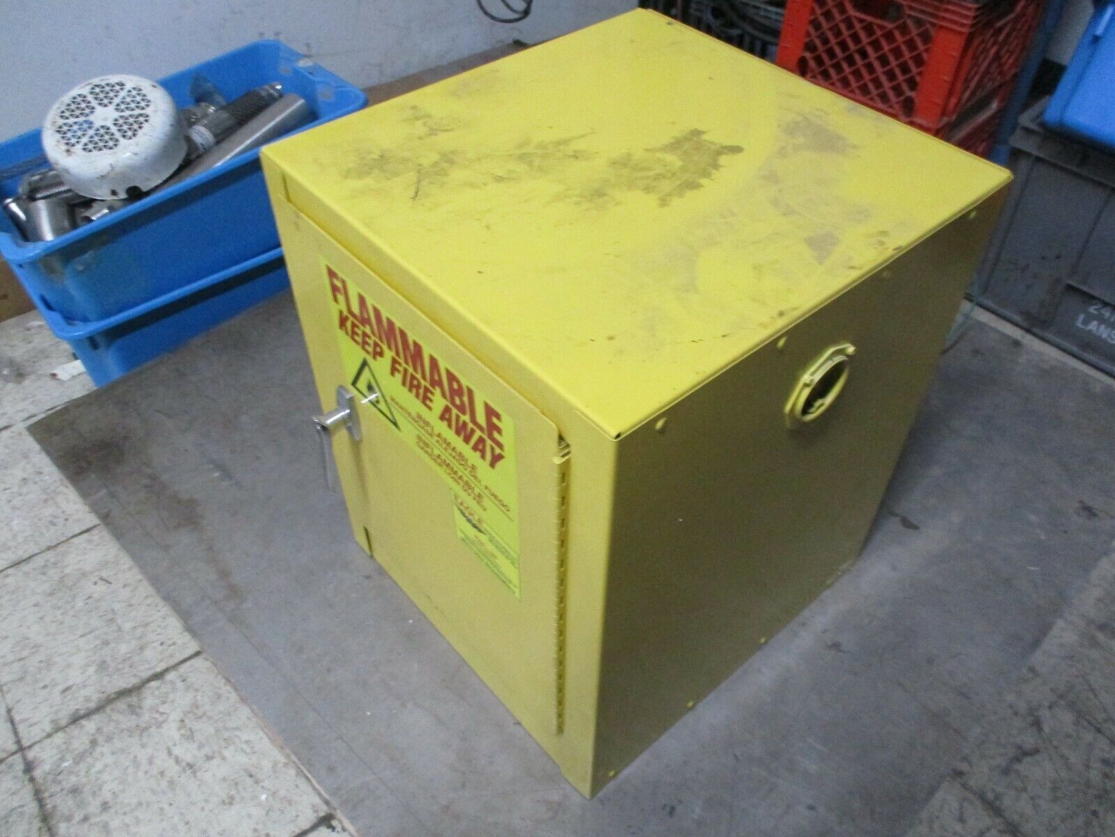 Eagle Manufacturing Safety Storage Cabinet 1904 4 Gal. Capacity Used