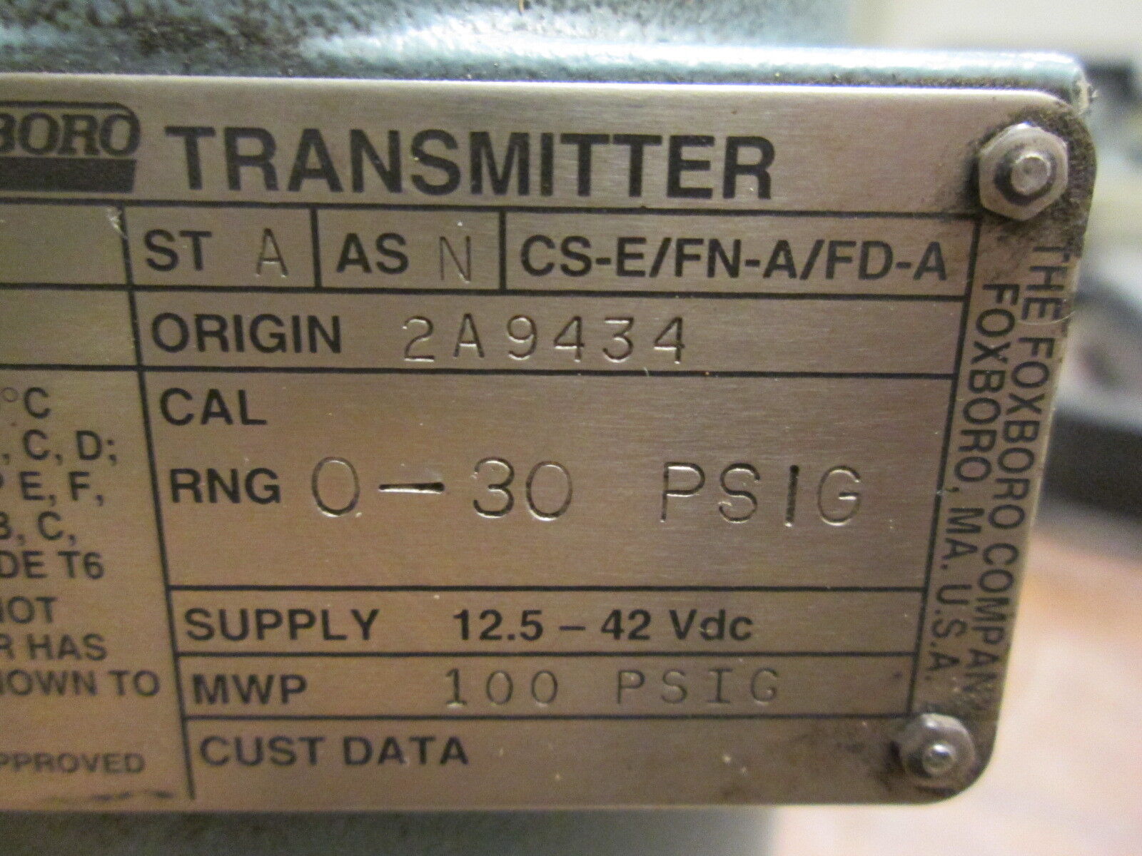 Foxboro Intelligent Transmitter 861GM-BD1 100PSIG Supply:12.5-42VDC Used