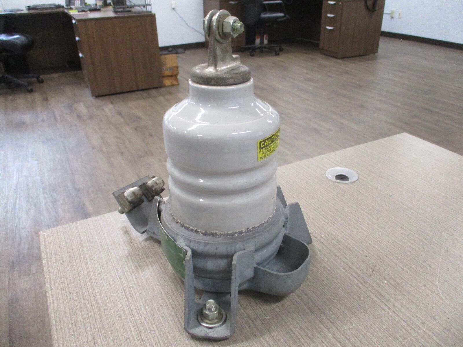 GE Tranquell Surge Arrester 9L11ZGB004 4.5KV 50/60HZ Used