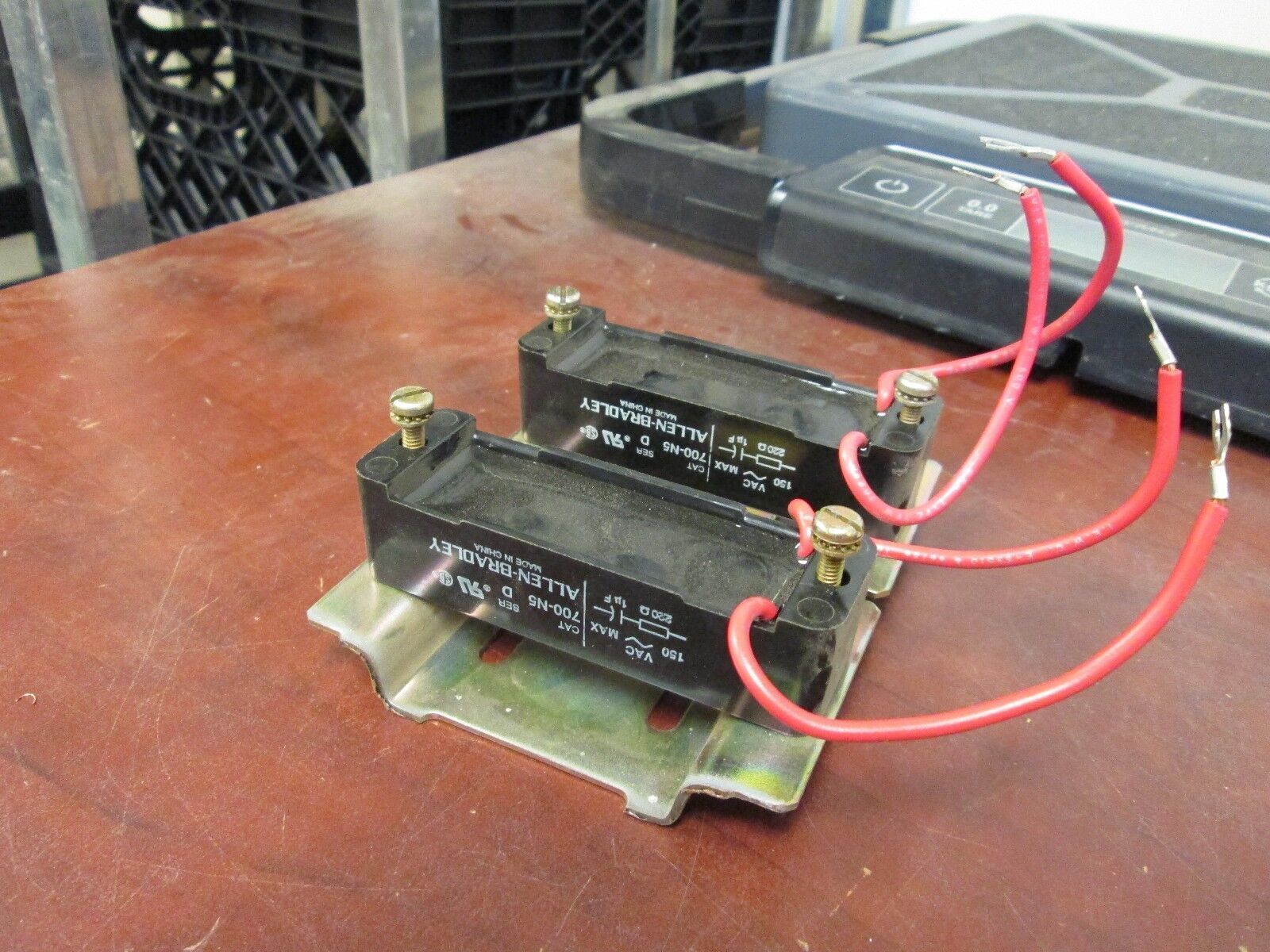 Allen-Bradley Surge Suppressor 700-N5 150V *Lot of 8* (4 Pairs) Used