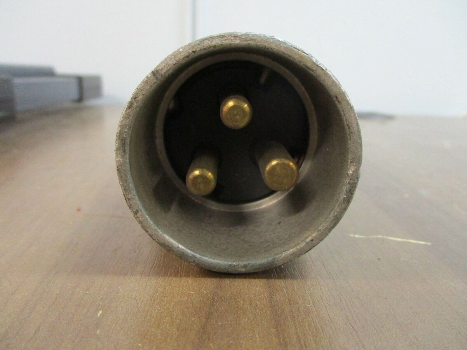 RussellStoll Plug 3750 20A @ 600V 30A @ 250V 2W 3P Used