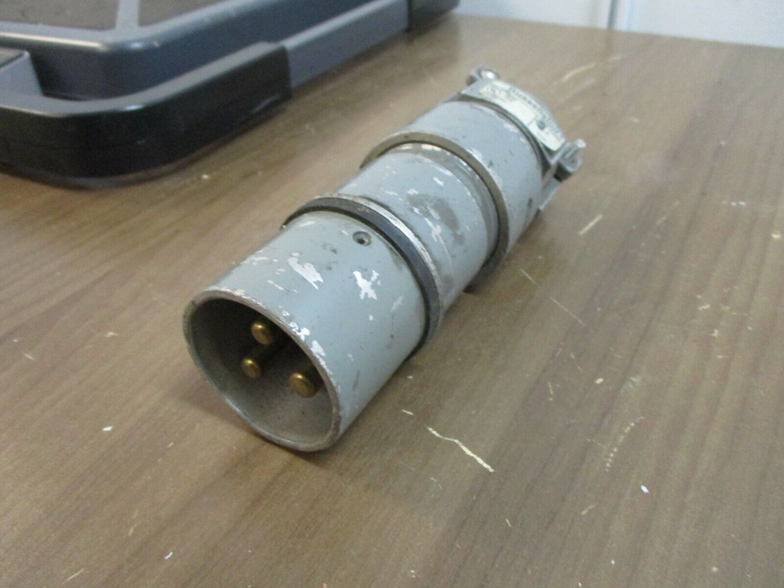 RussellStoll Plug 3750 20A @ 600V 30A @ 250V 2W 3P Used