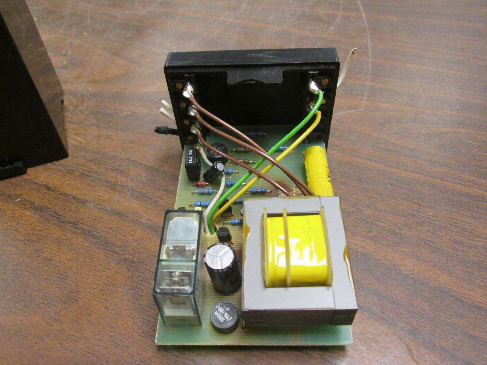 Eltime Phase Protection Relay B866 480V 3Ph 3W *Broken Top Clips* Used