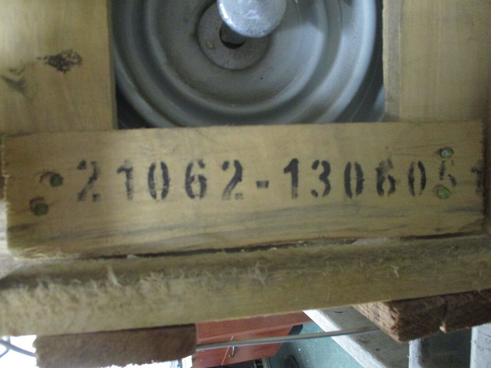 China Insulators LLC Arrester 21062-1306051 New Surplus