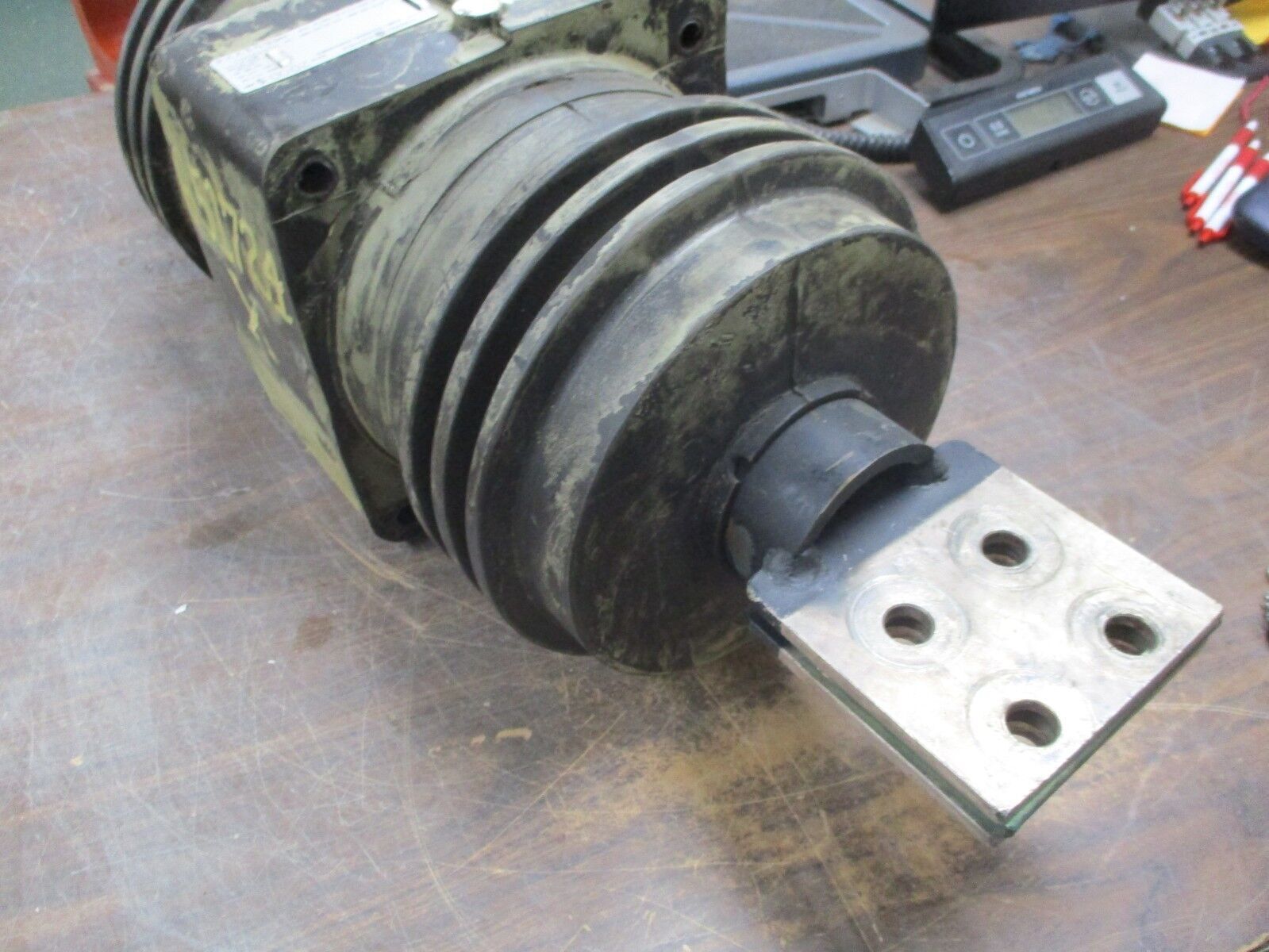 GE Type JCM-5 Current Transformer 755X20G5 Ratio 2000:5A 50-60Hz 110KV BIL Used