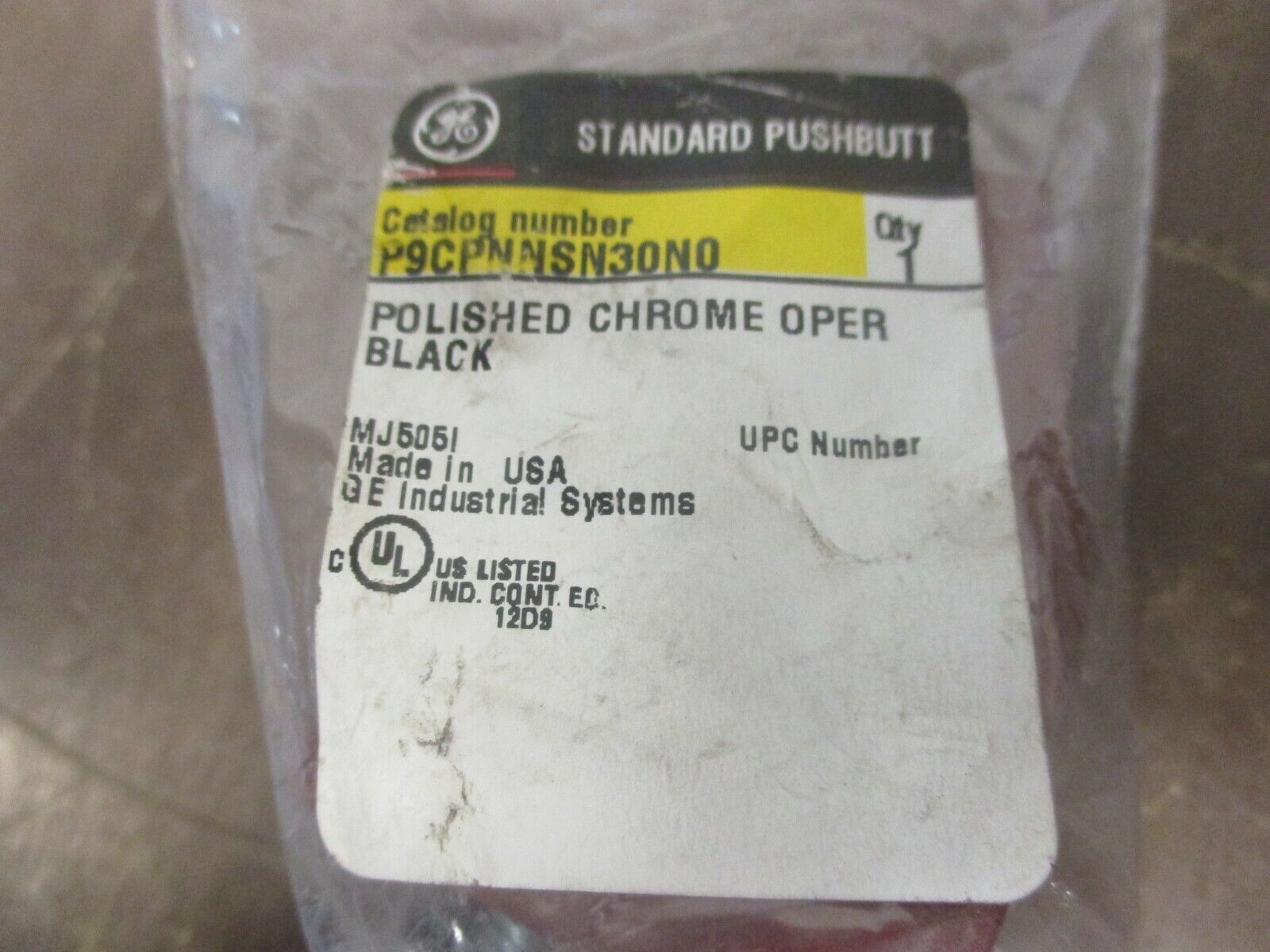 GE Push Button P9CPNNSN30N0 Black/Polished Chrome New Surplus