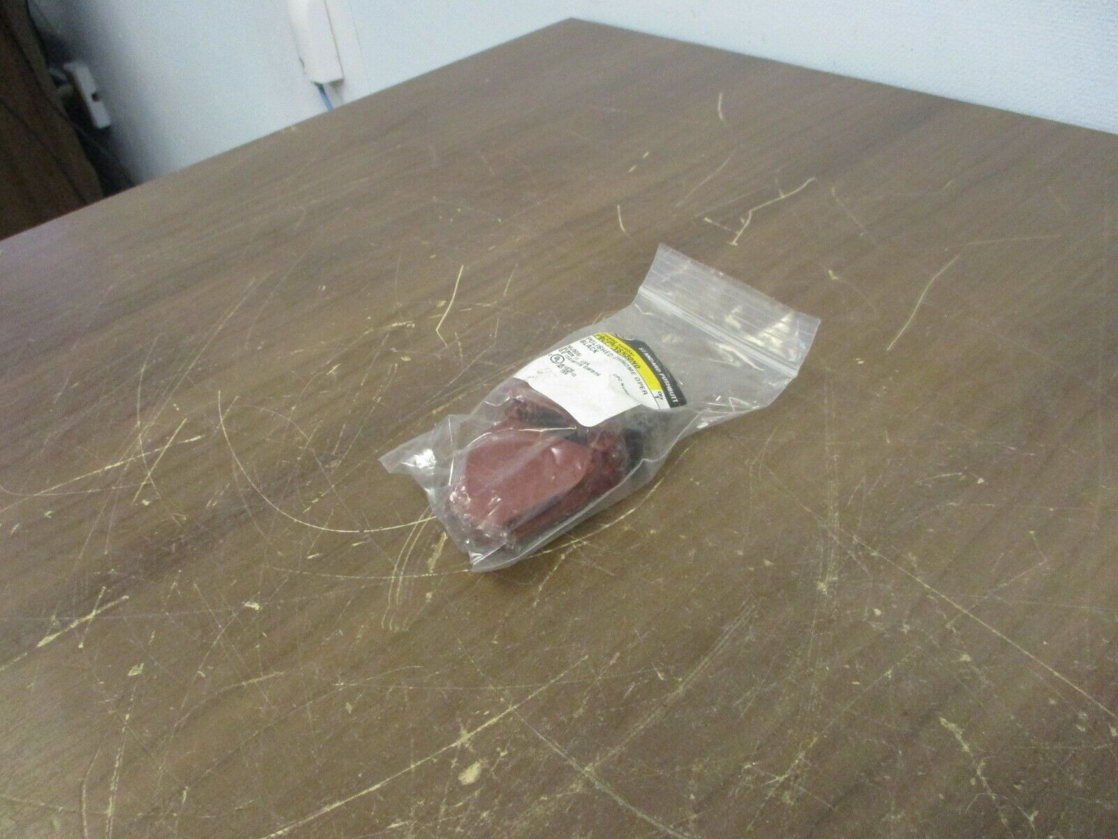 GE Push Button P9CPNNSN30N0 Black/Polished Chrome New Surplus