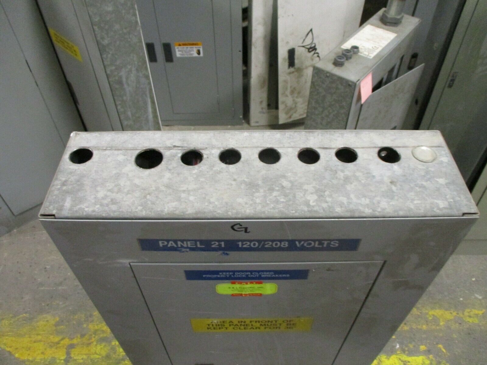 Siemens Main Lug Breaker Panel I1X42MC250A 250A Max 208Y/120 3Ph 4W Used
