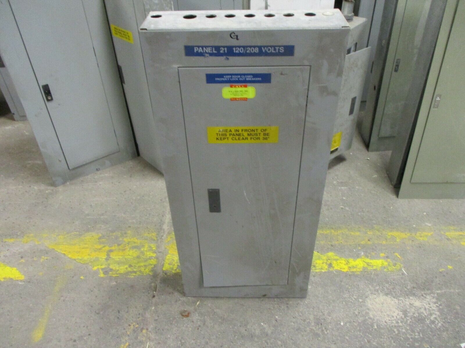 Siemens Main Lug Breaker Panel I1X42MC250A 250A Max 208Y/120 3Ph 4W Used