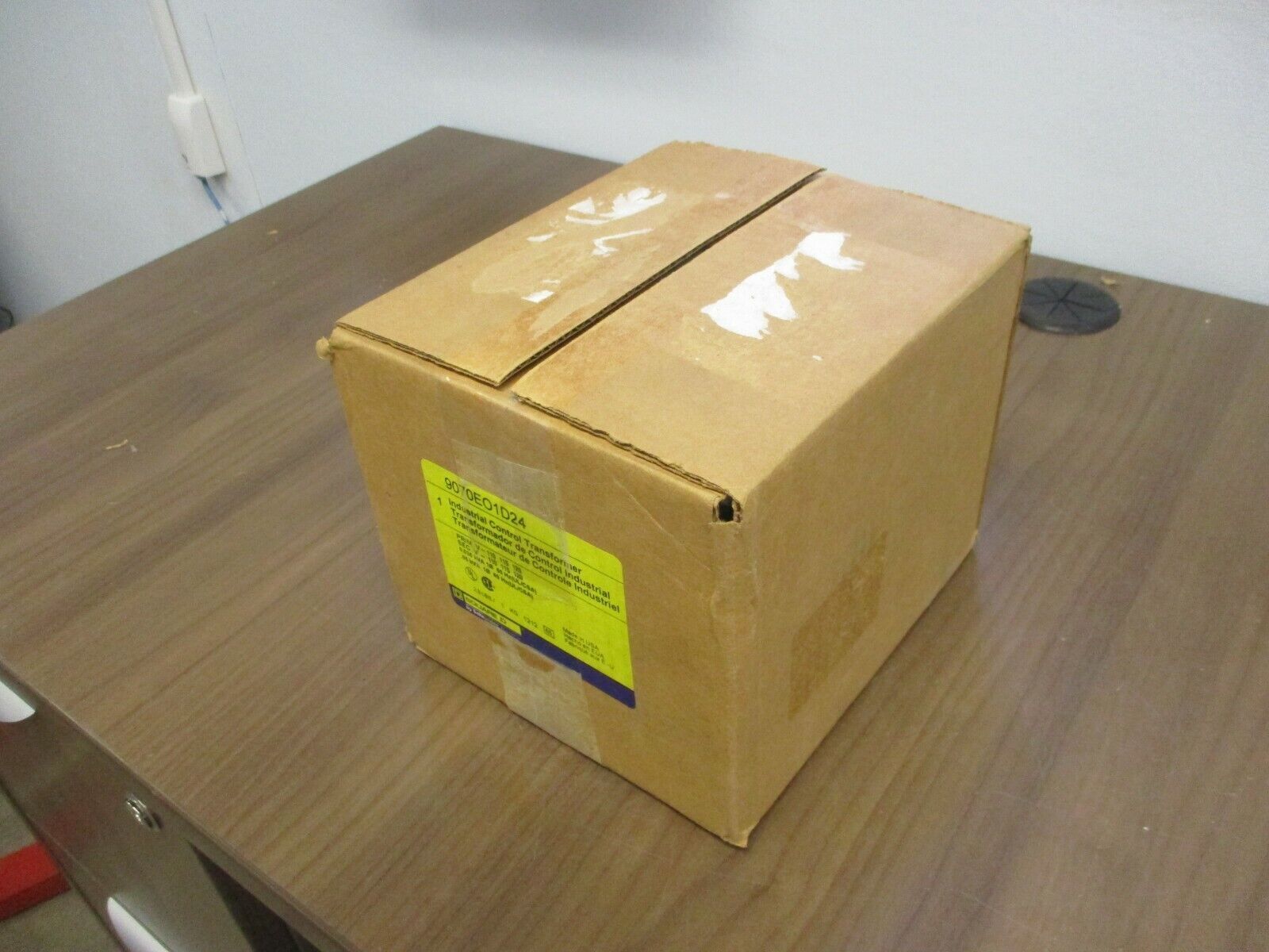 Square D Control Transformer 9070EO1D24 0.05kVA Pri:110/115/120V 1Ph New Surplus
