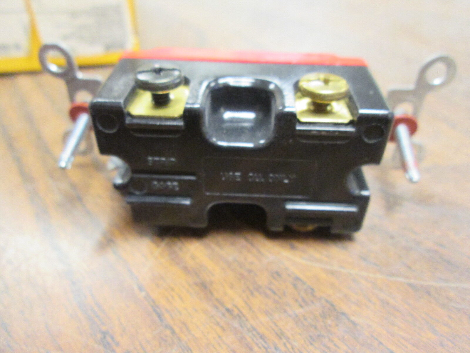 Hubbell 3 Way Switch CS320GY 20A 120-277V *Lot of 4* New Surplus