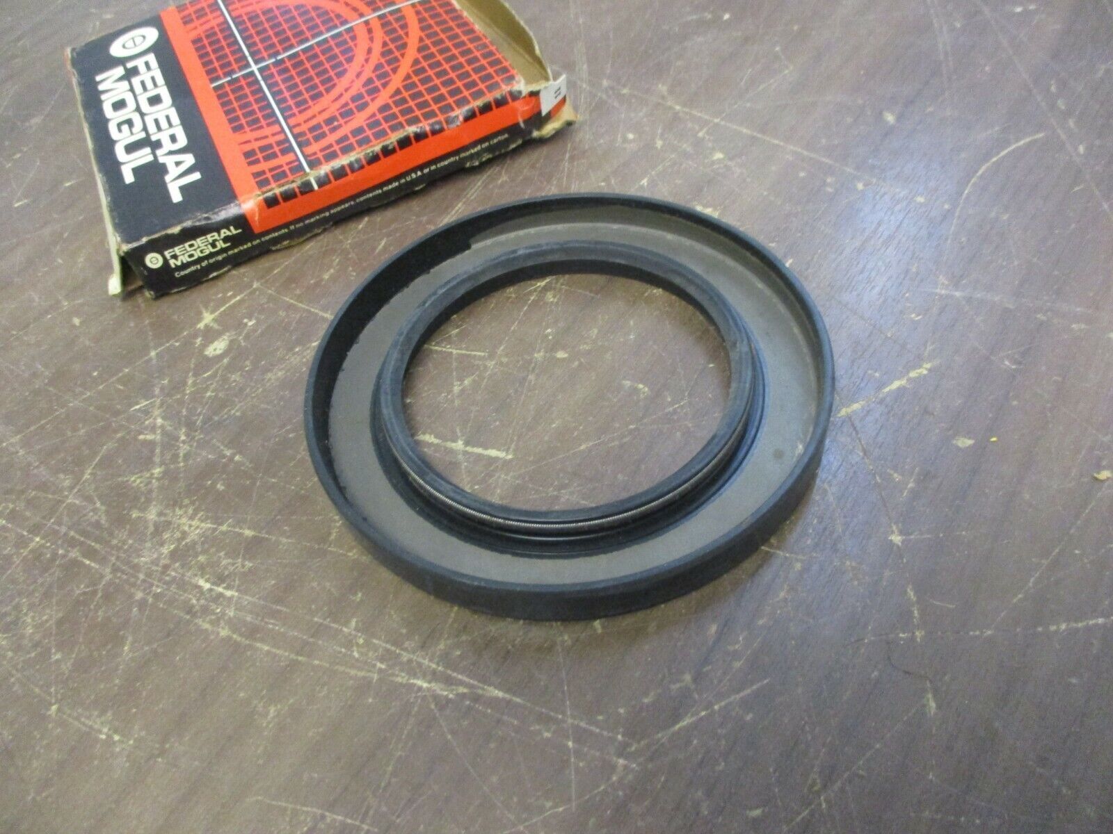 Federal-Mogul Oil Seal 226550 65x100x10 New Surplus