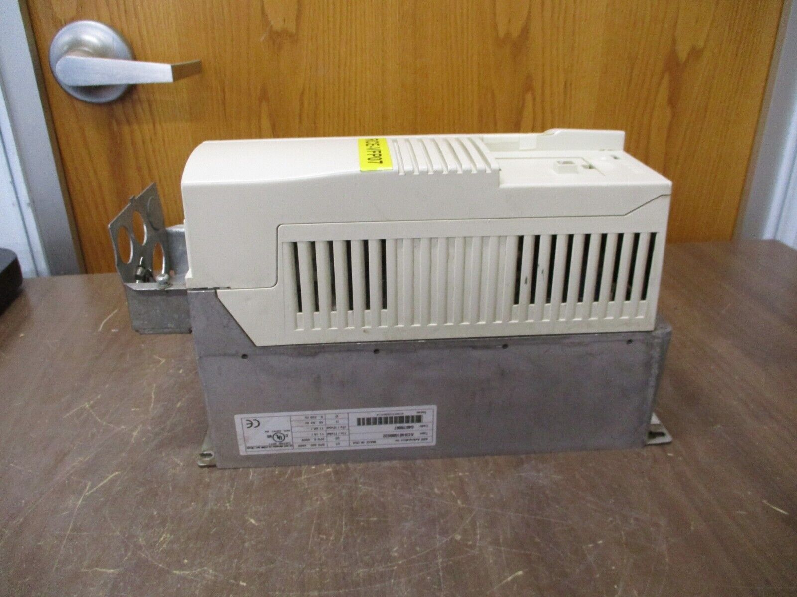 ABB ACH401 AC Drive ACH401600632 7.5HP 3Ph *No Keypad* *No Terminal Cover* Used
