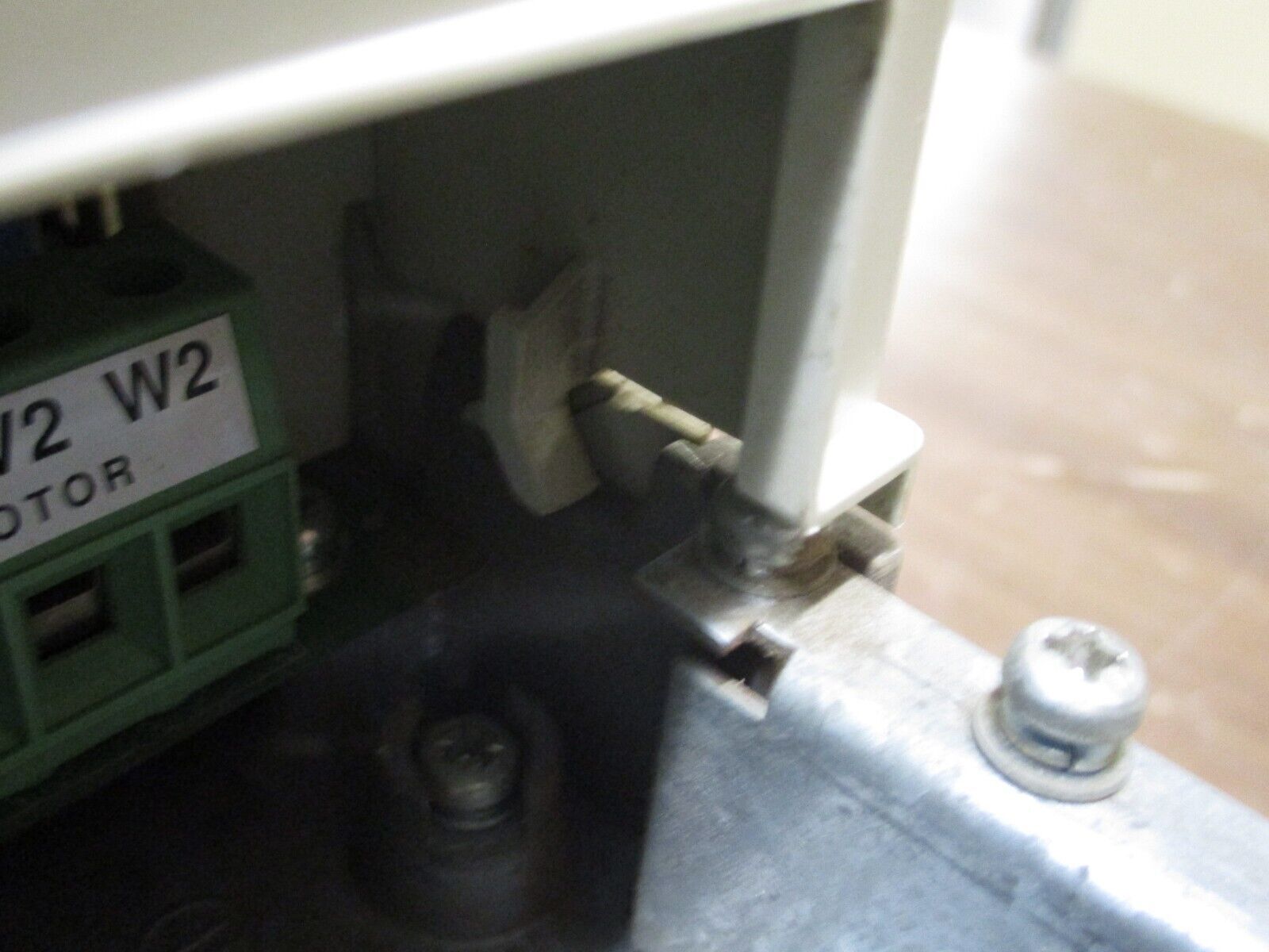 ABB ACH401 AC Drive ACH401600632 7.5HP 3Ph *No Keypad* *No Terminal Cover* Used