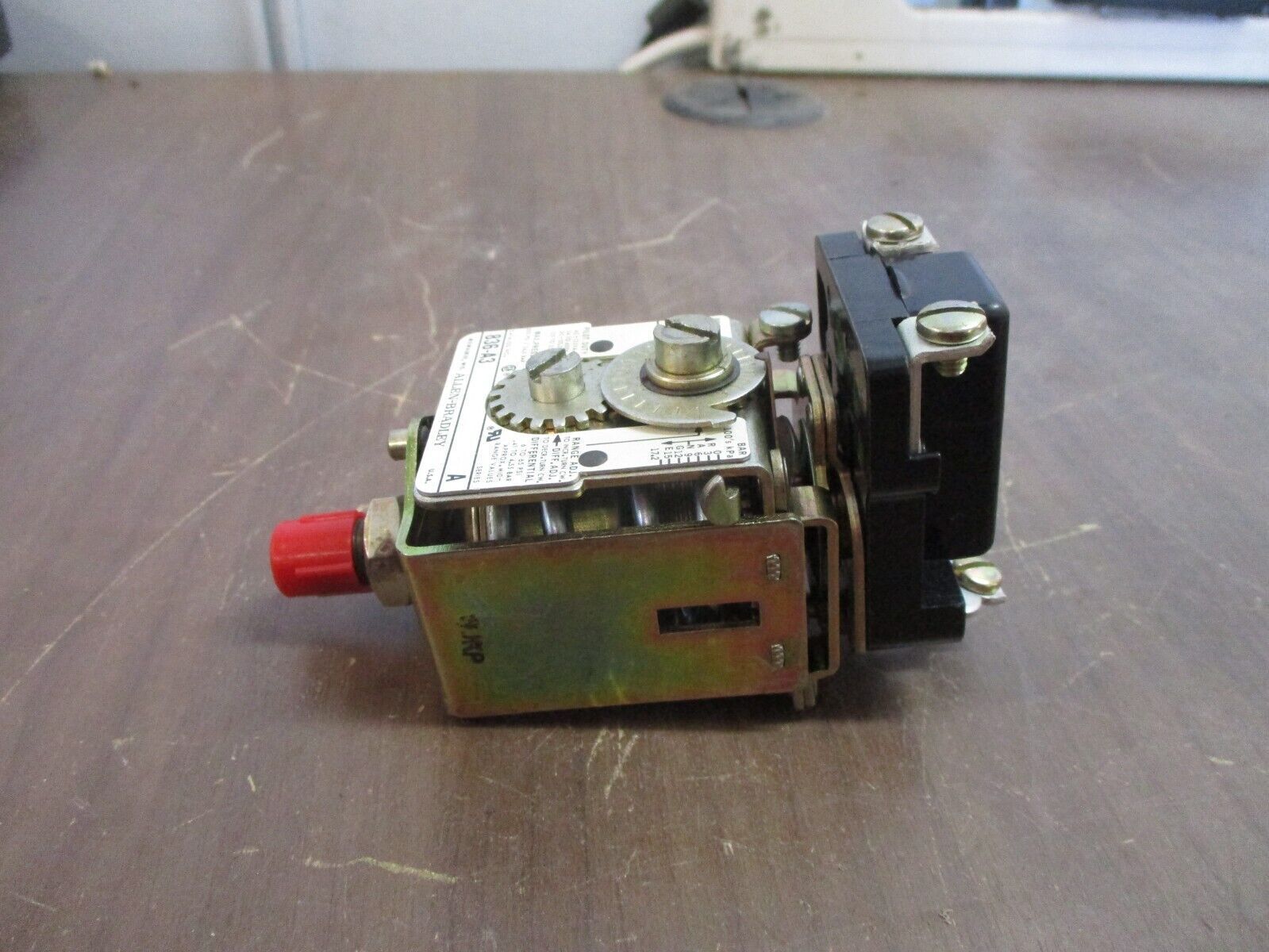Allen-Bradley Pressure Control 836-A3 Ser. A Range: 0-250PSI New Surplus